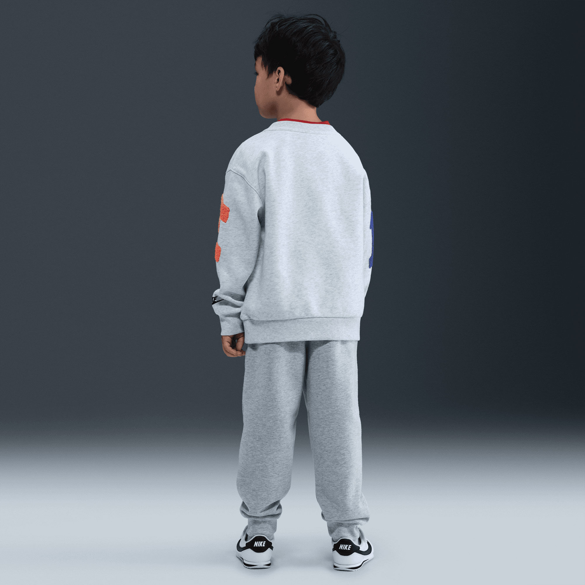 Nike Club image number 1