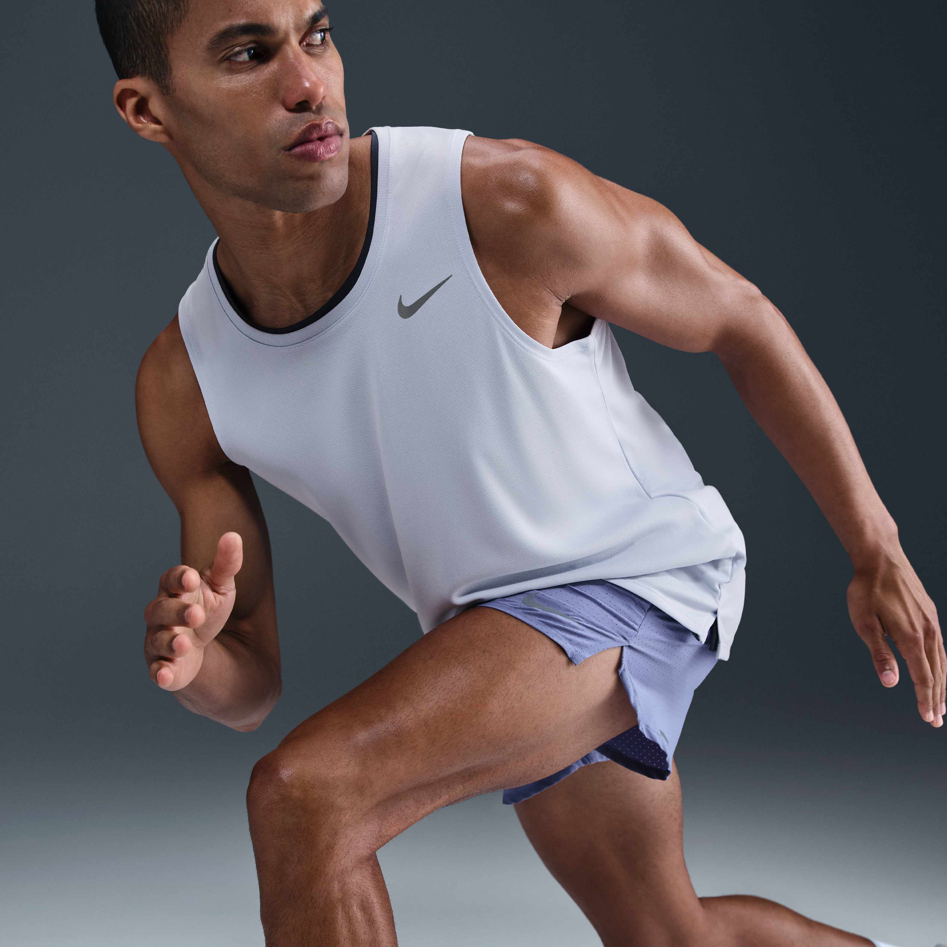 Nike Miler image number 2