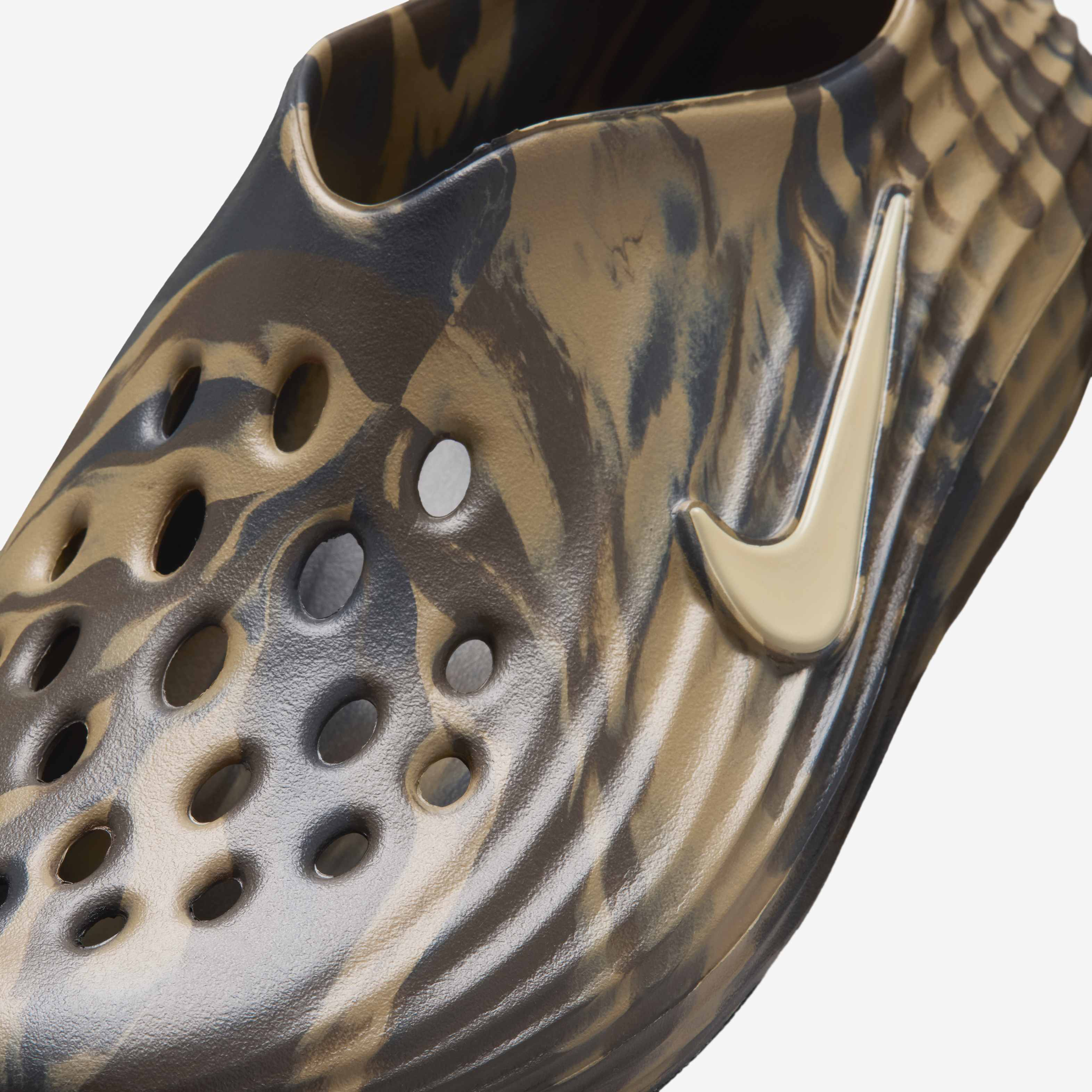 Nike ReactX Rejuven8 image number 6