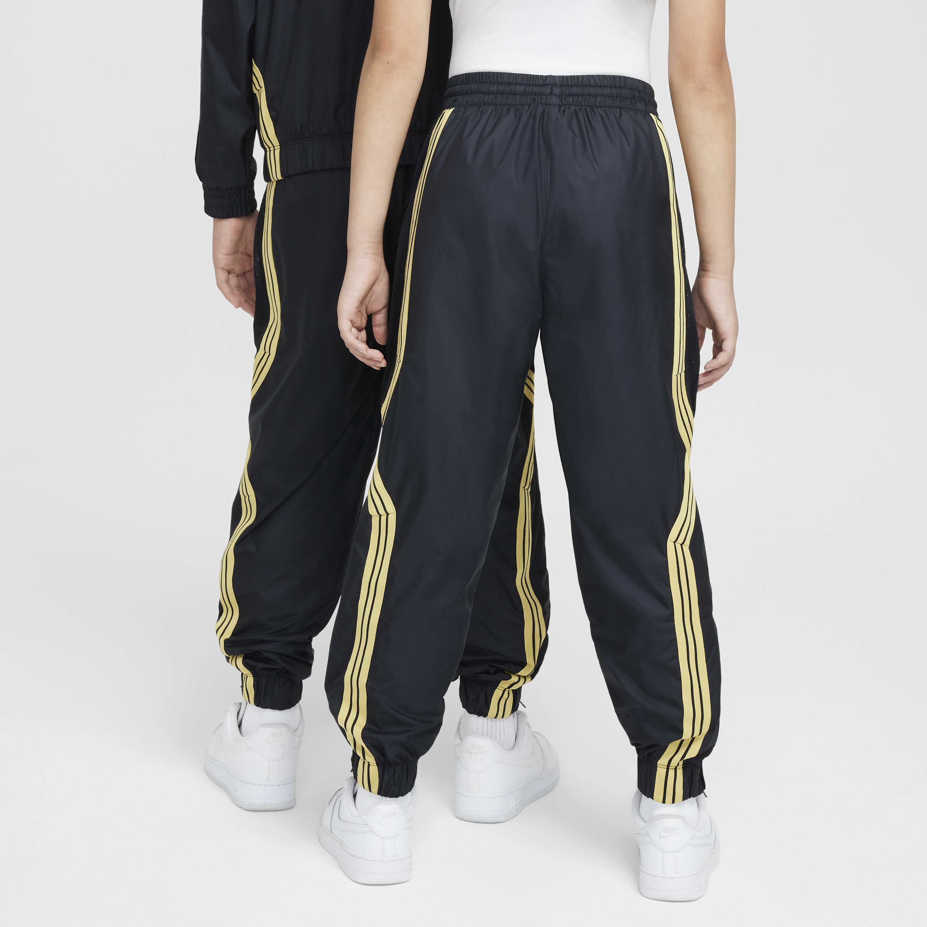 Nike Crossover image number 1