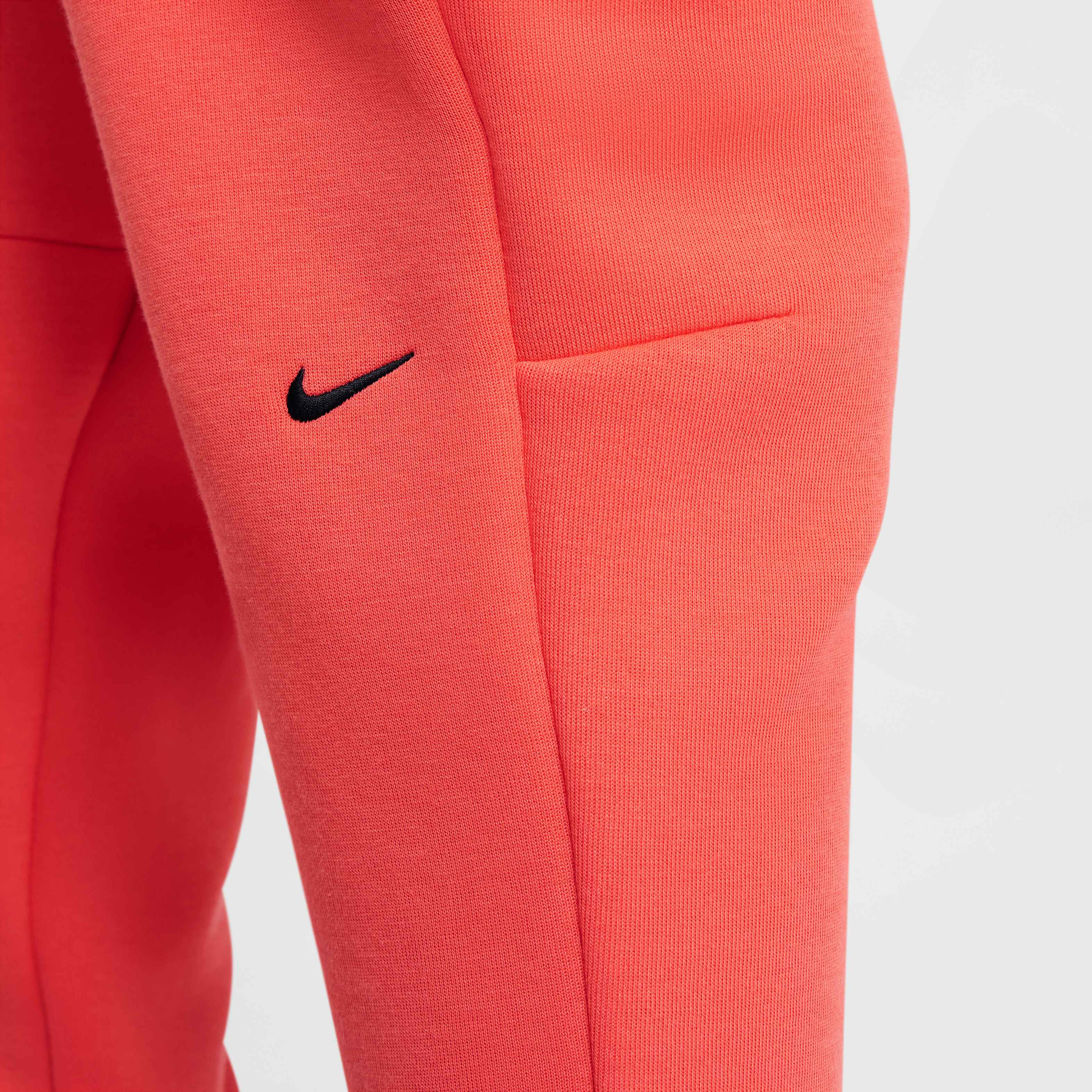 Nike Sportswear Tech Fleece image number 5
