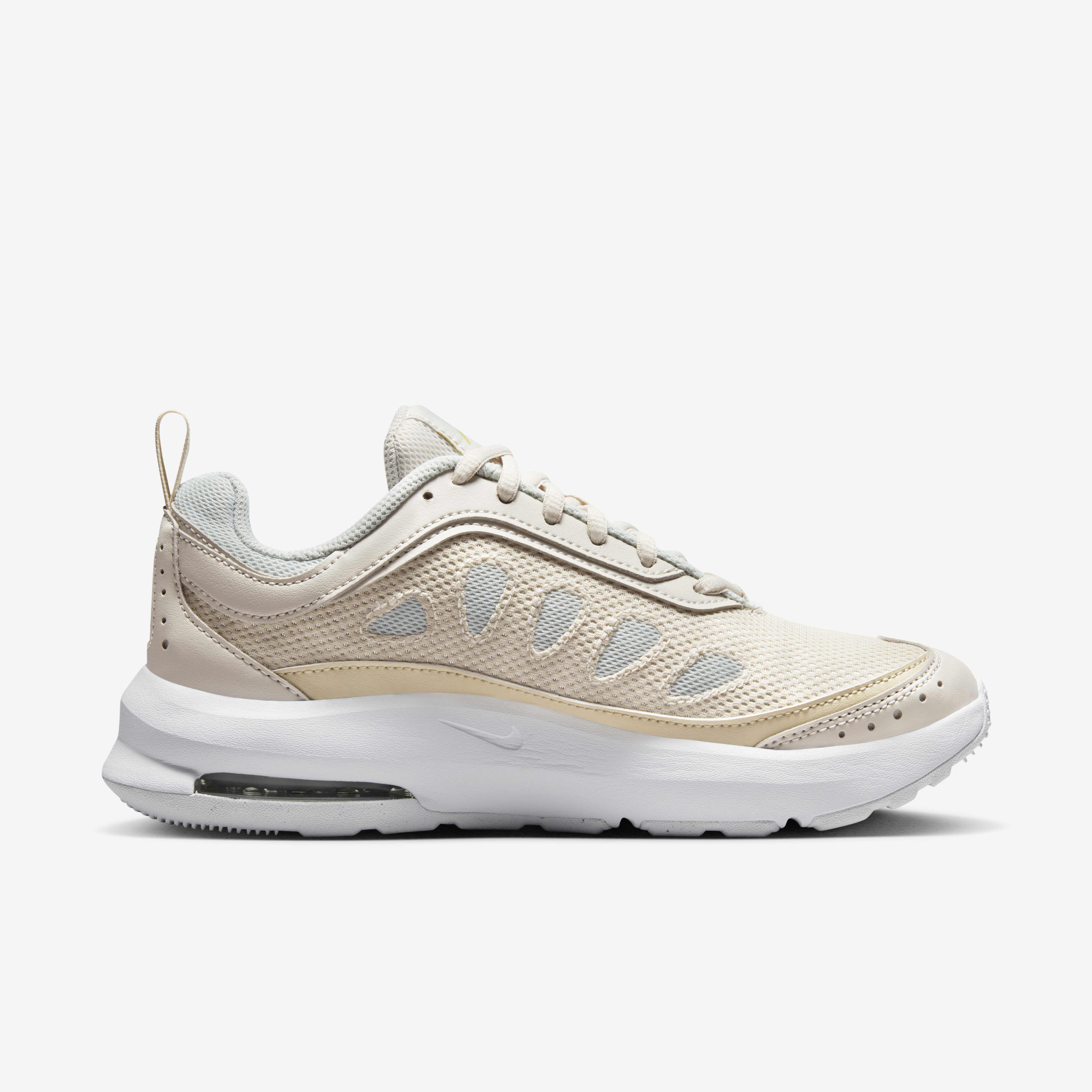 Buy Nike Air Max AP Women s Shoe Nike Saudi Official
