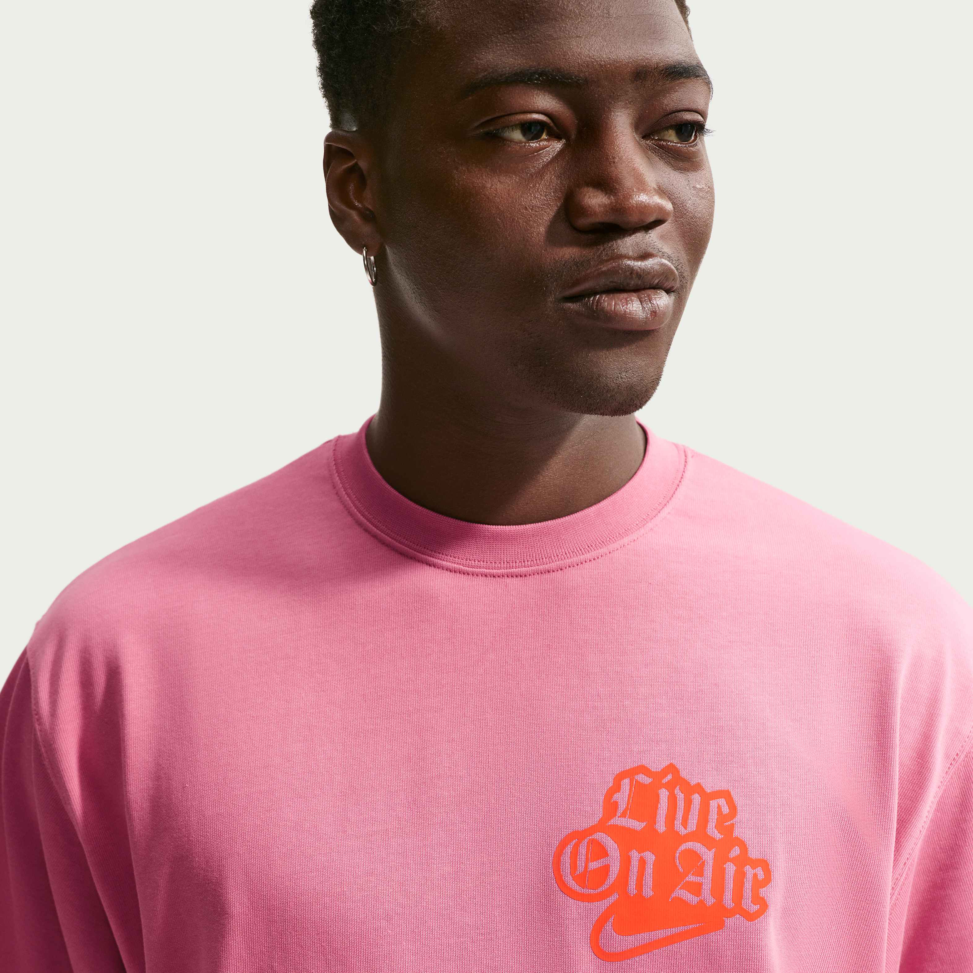 Nike Solo Swoosh image number 2