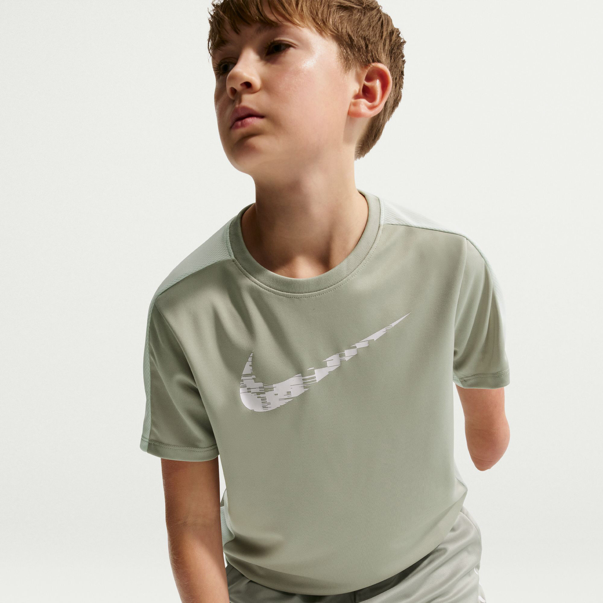 Nike Trophy23 image number 4