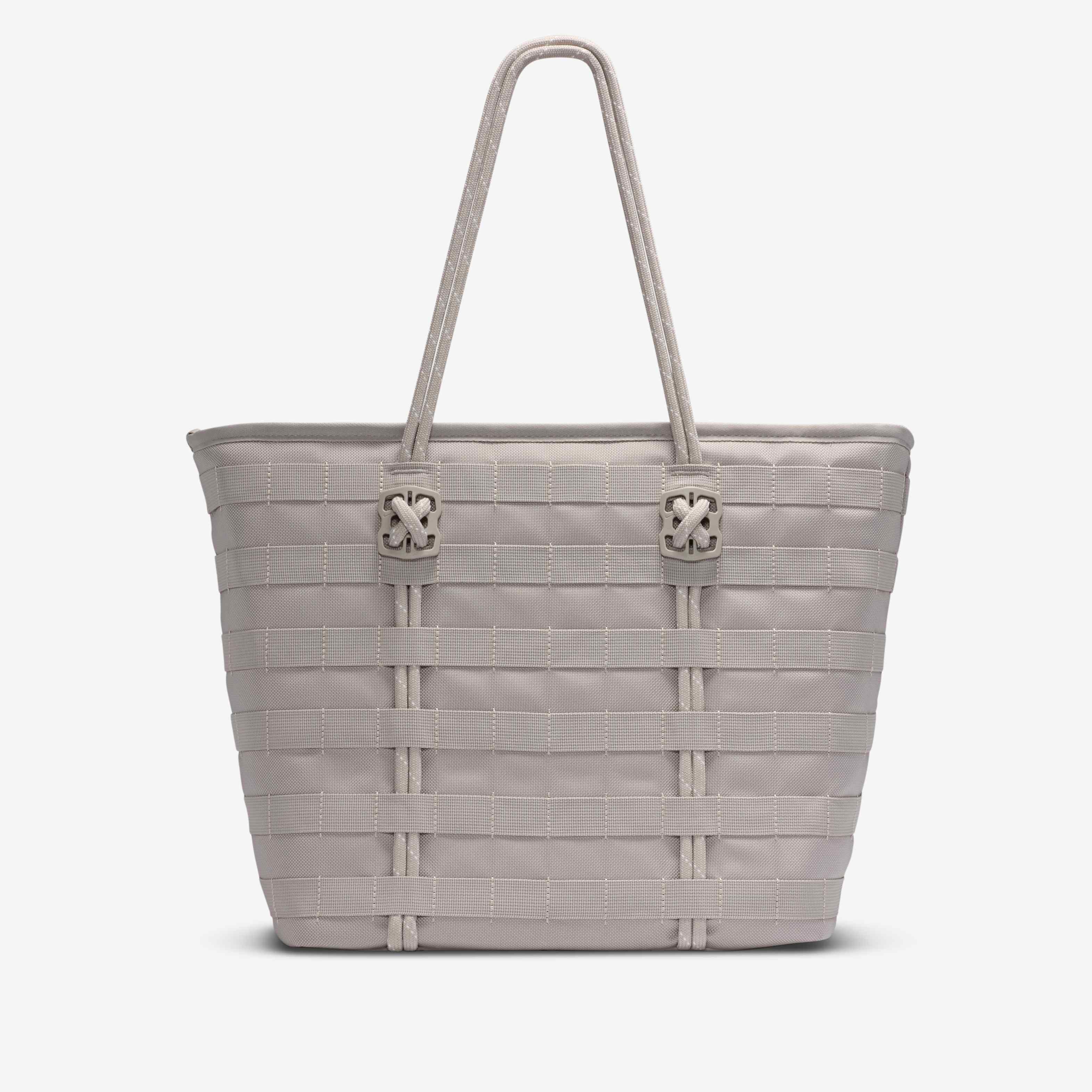 نايكي سبورتسوير image number 2