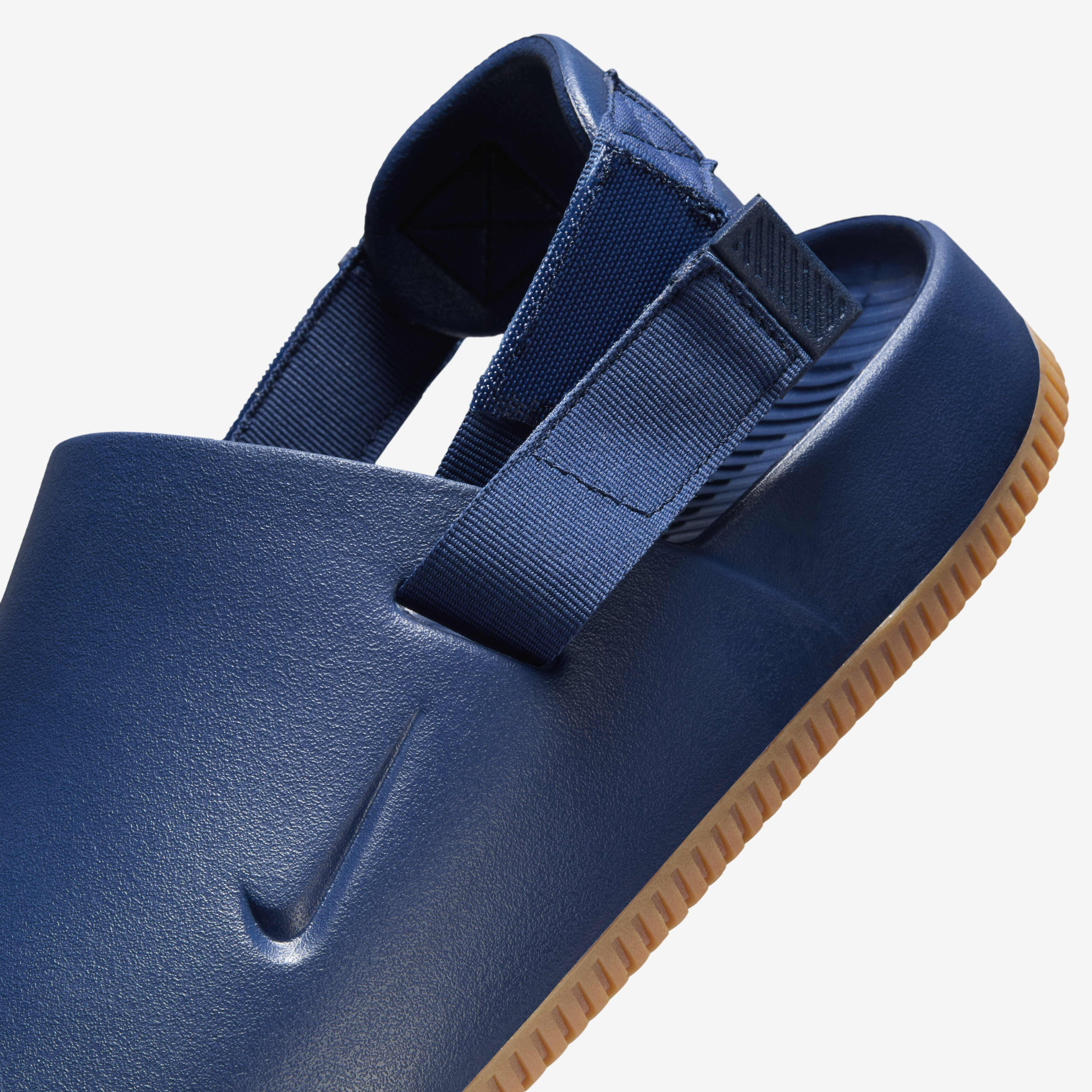 靴 Nike Calm Men's Mules FD5131-400 Navy Buy Nike Calm Men's Mules - Navy/Gum Medium Brown/Navy