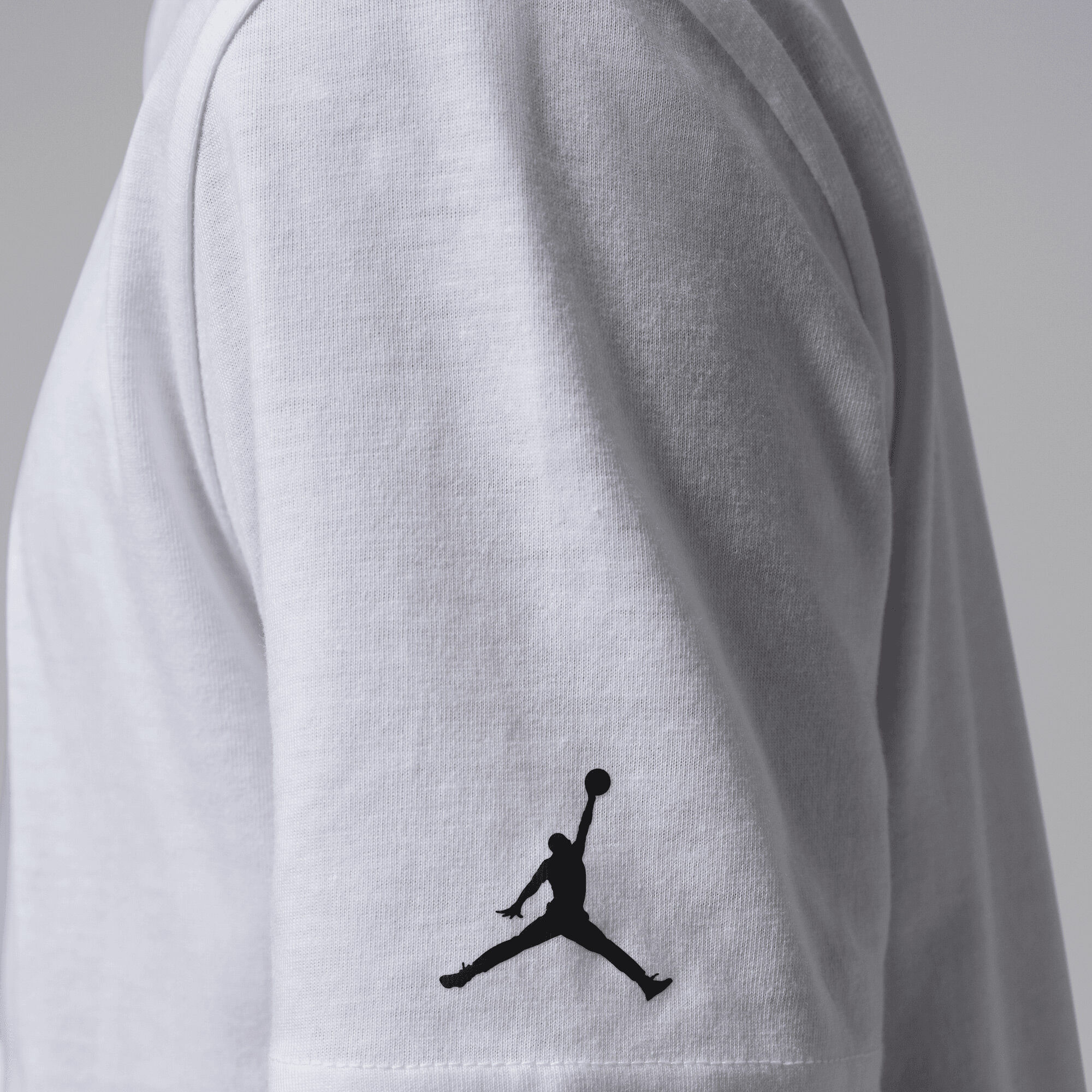 Air Jordan image number 4