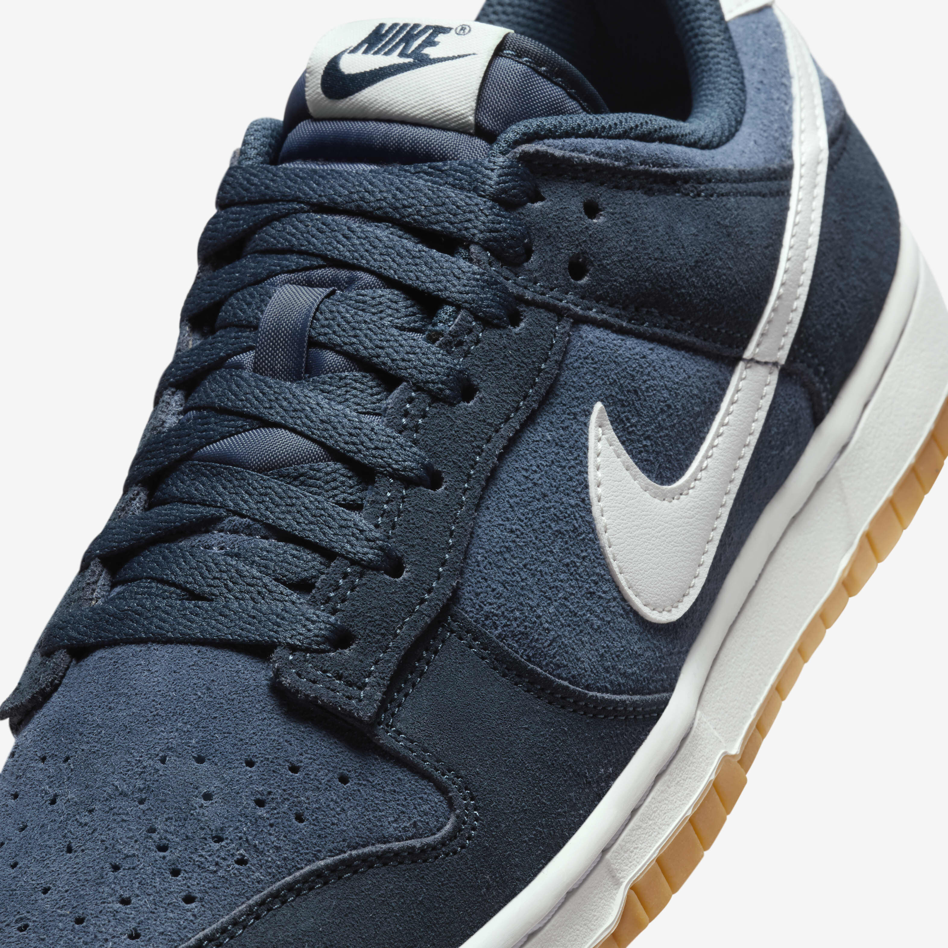 Buy Nike Dunk Low Retro SE Men s Shoes Nike Saudi Official