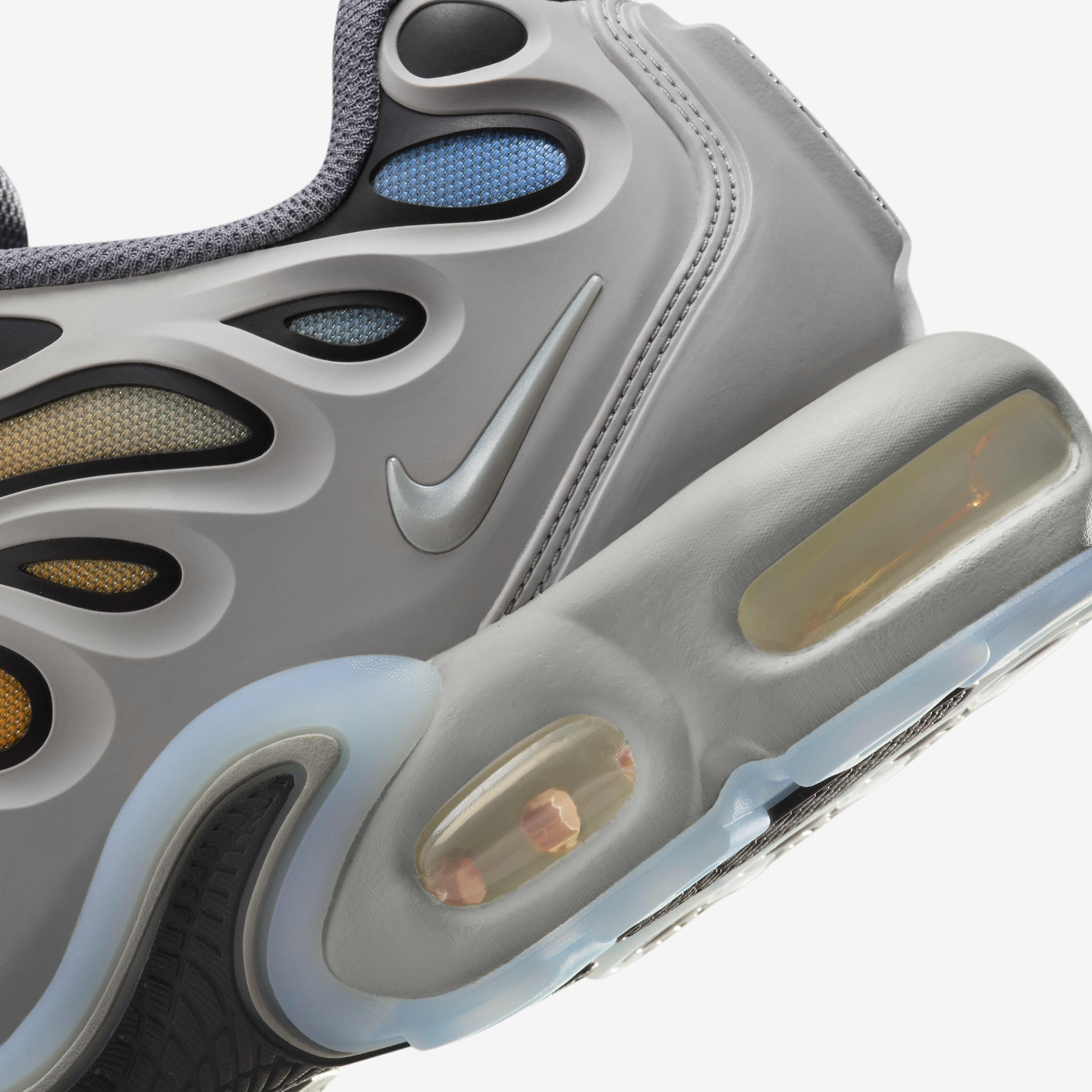 Nike Air Max Plus Drift image number 7