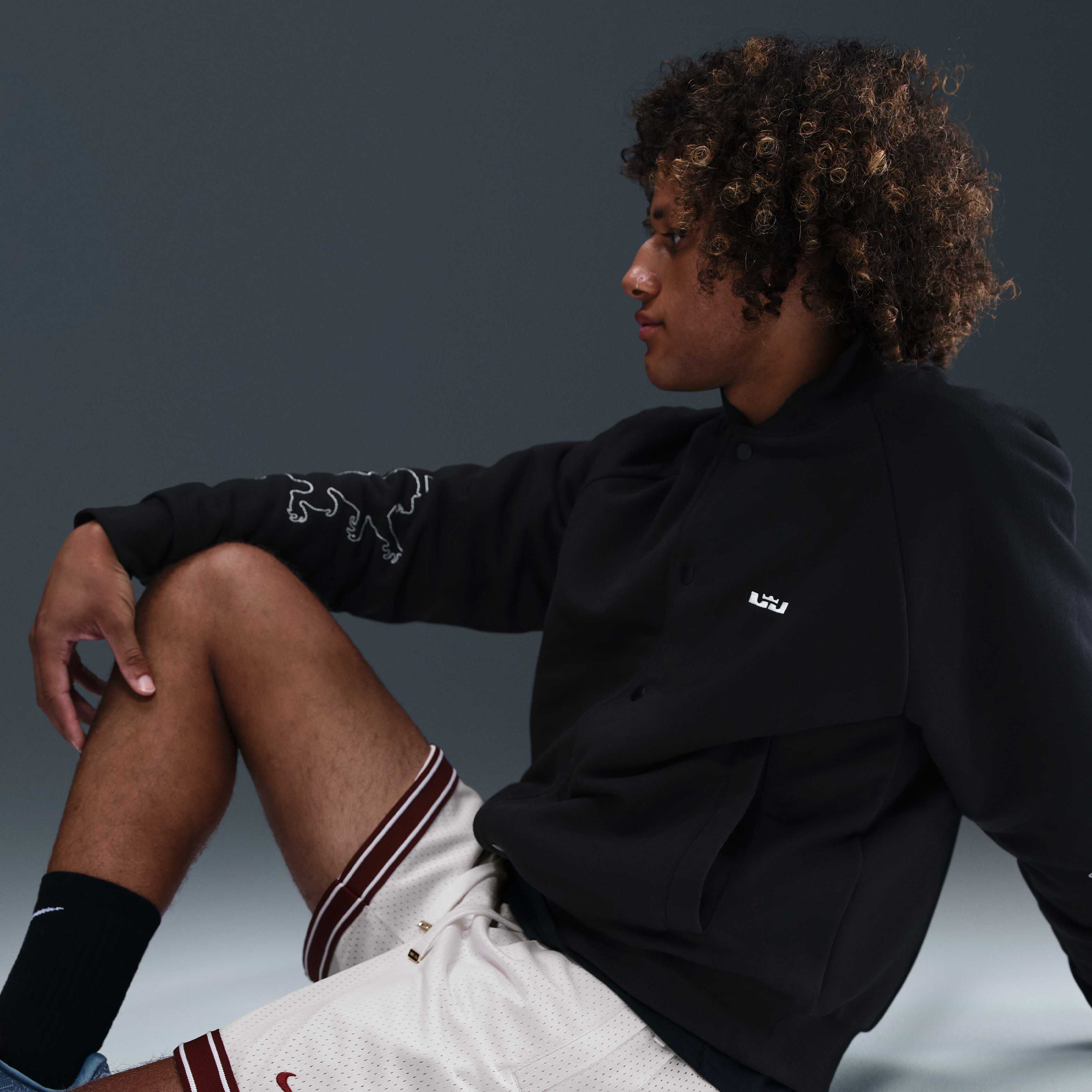 ليبرون image number 4