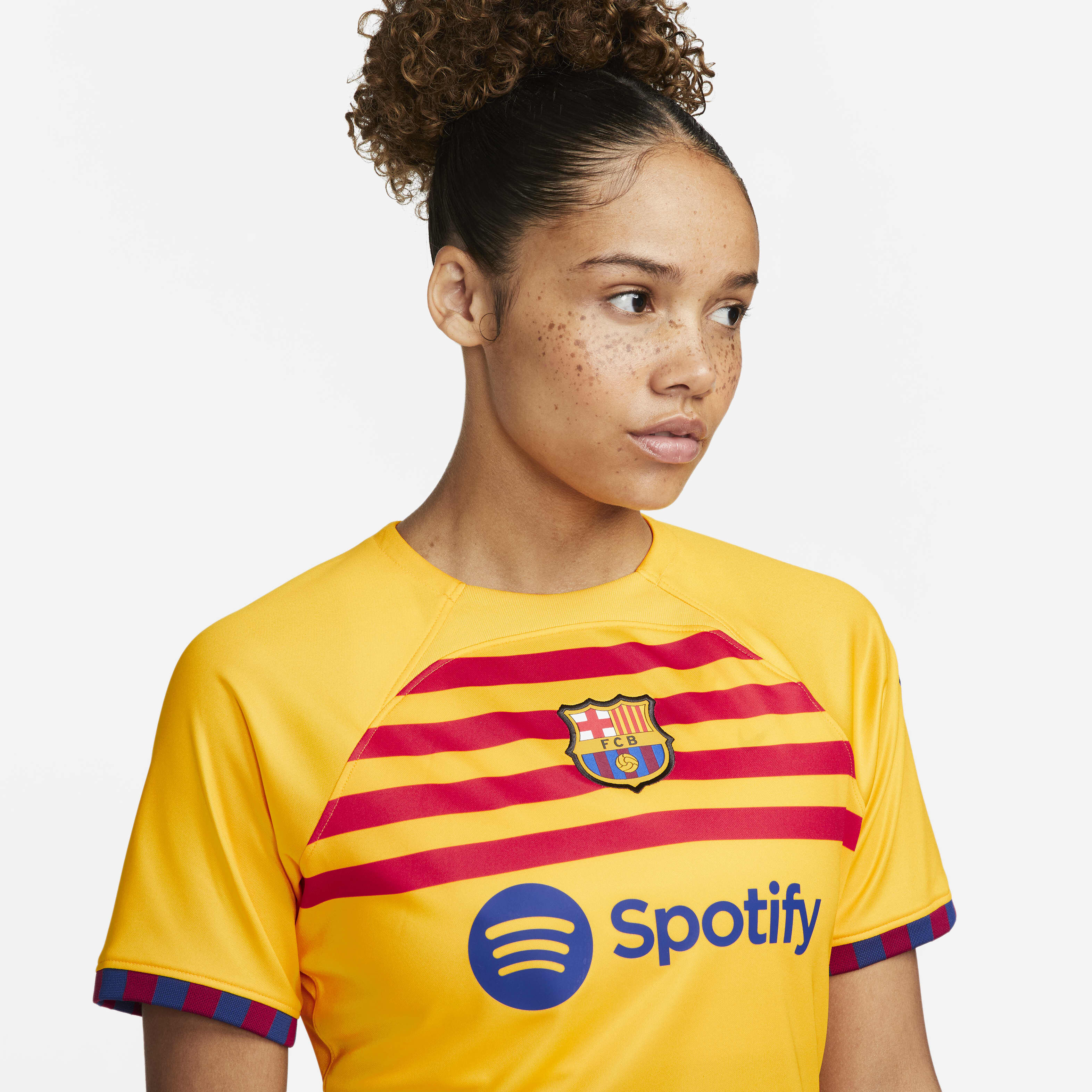 F.C. برشلونة 2023/24 ستيديوم البديل image number 2