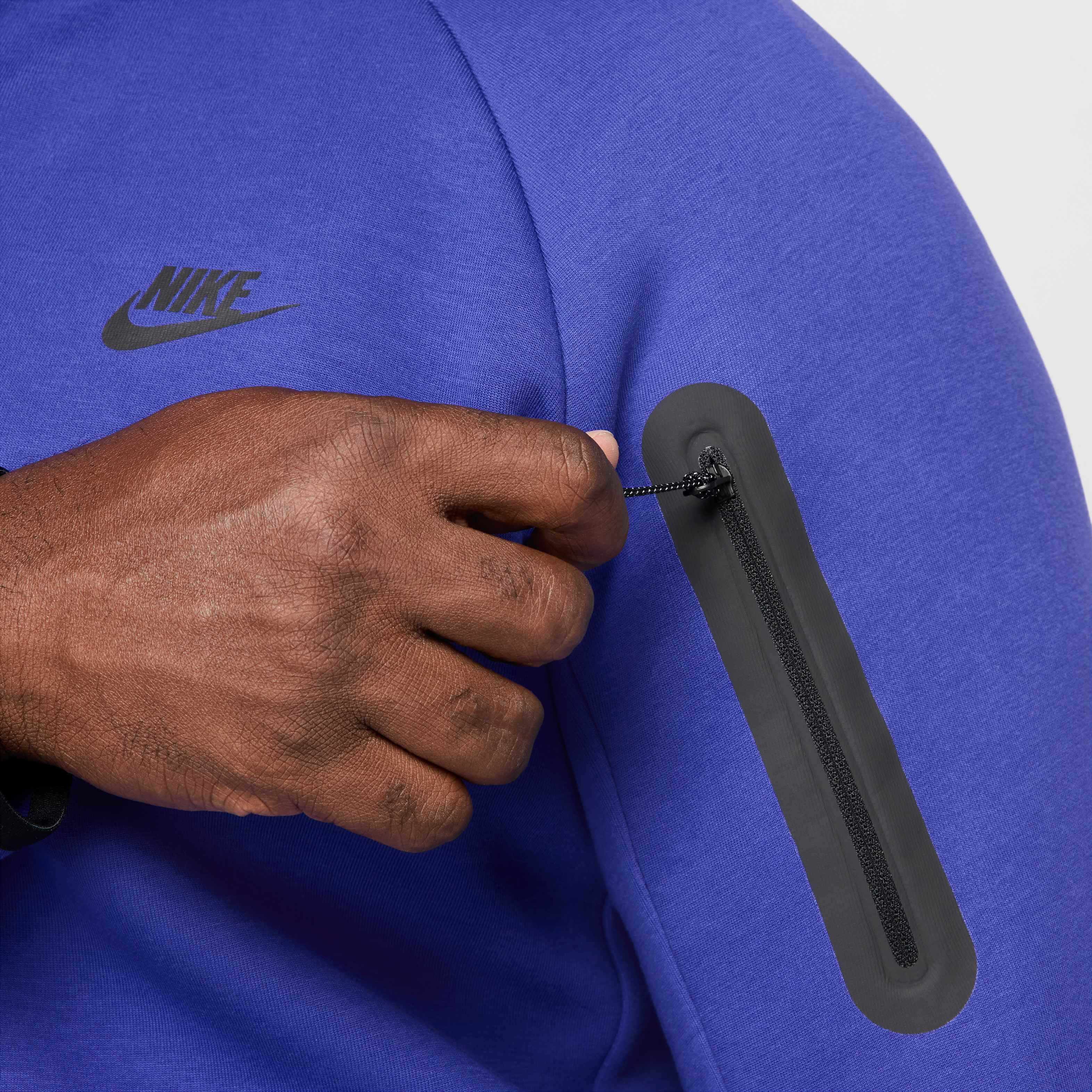 Nike Tech image number 16