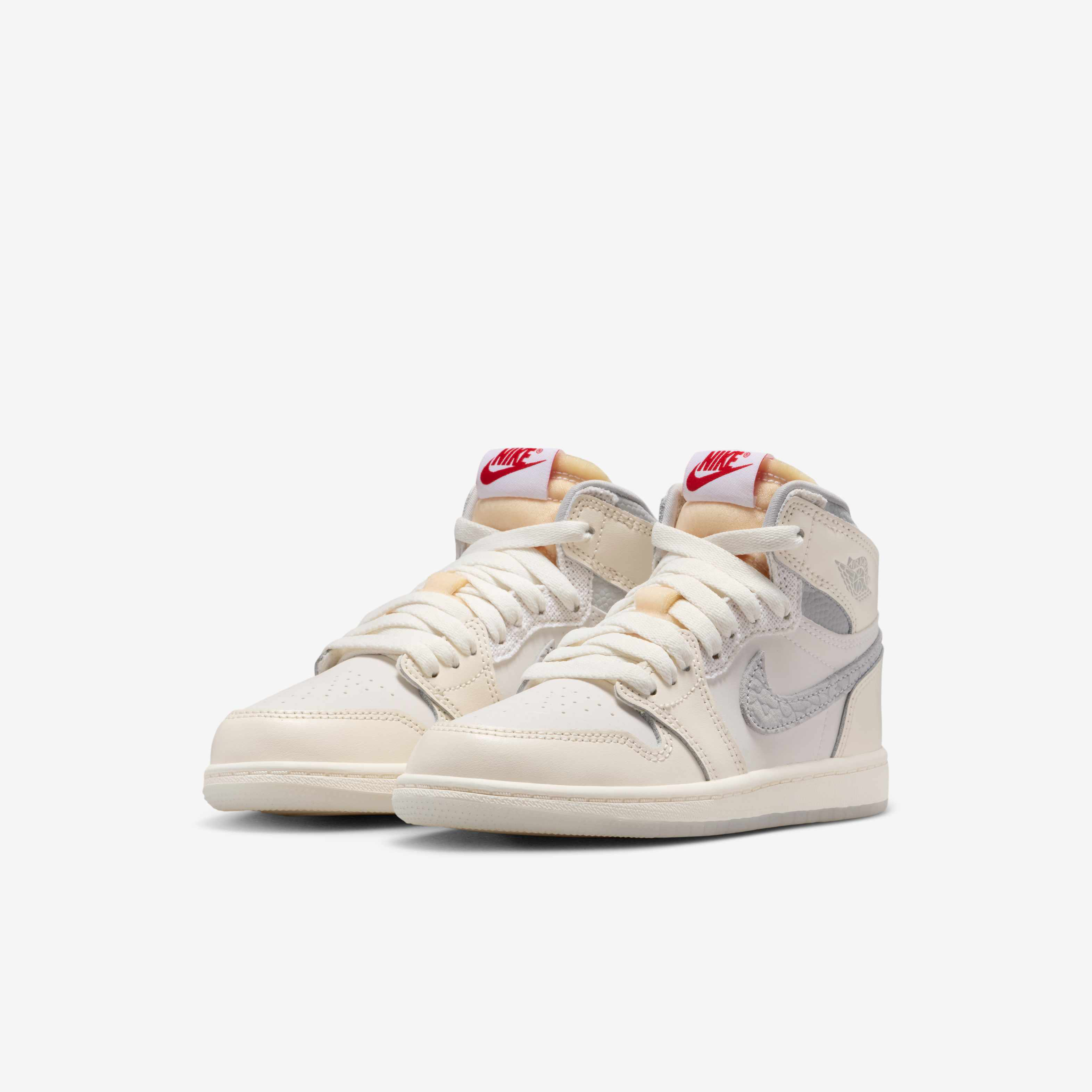 Jordan 1 Retro High OG image number 4