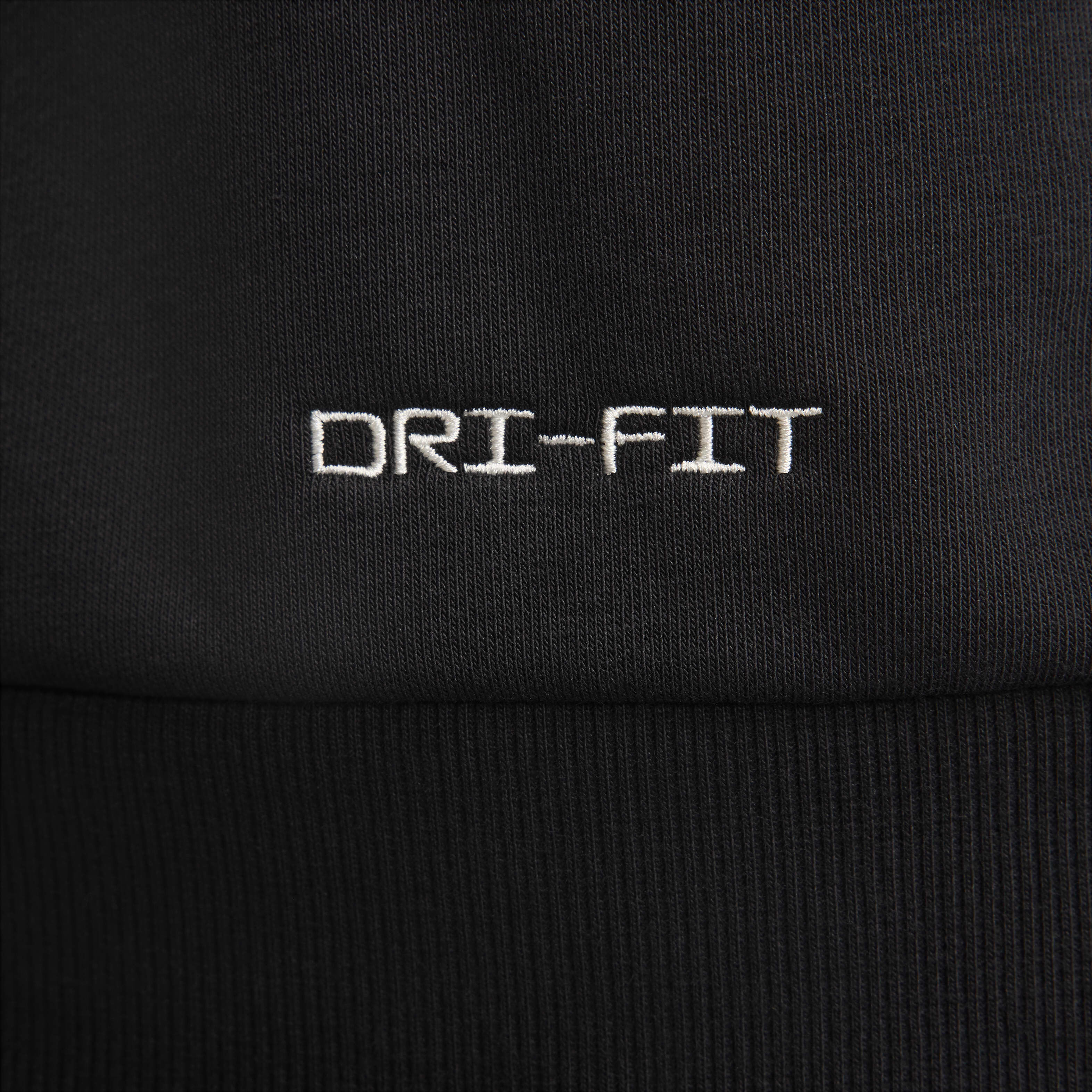 Nike Standard Issue image number 8