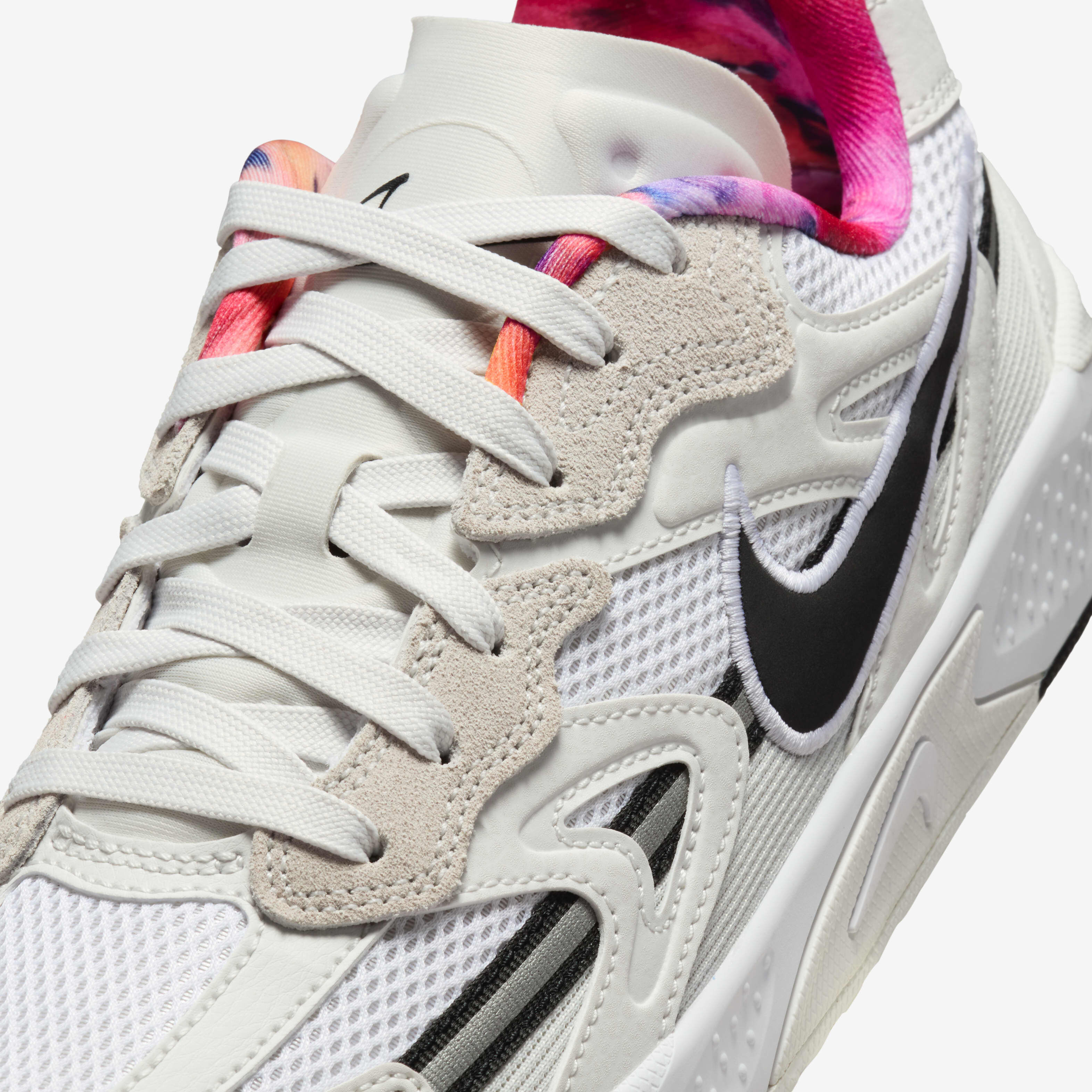 Buy Nike JAM Train Electric Women's Shoes - White/Photon Dust/Platinum  Tint/Black | Nike Saudi Official