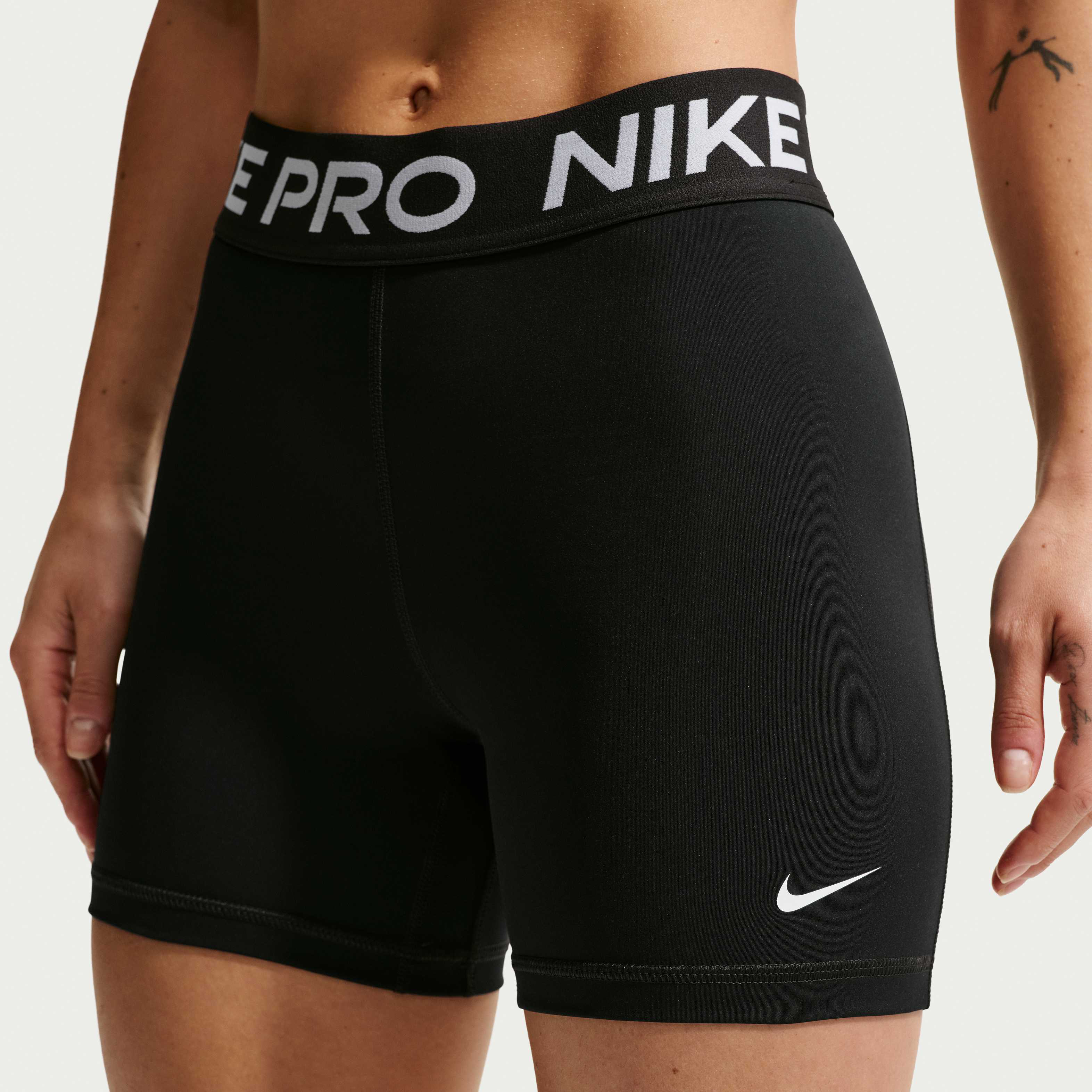 Nike Pro 365 image number 1