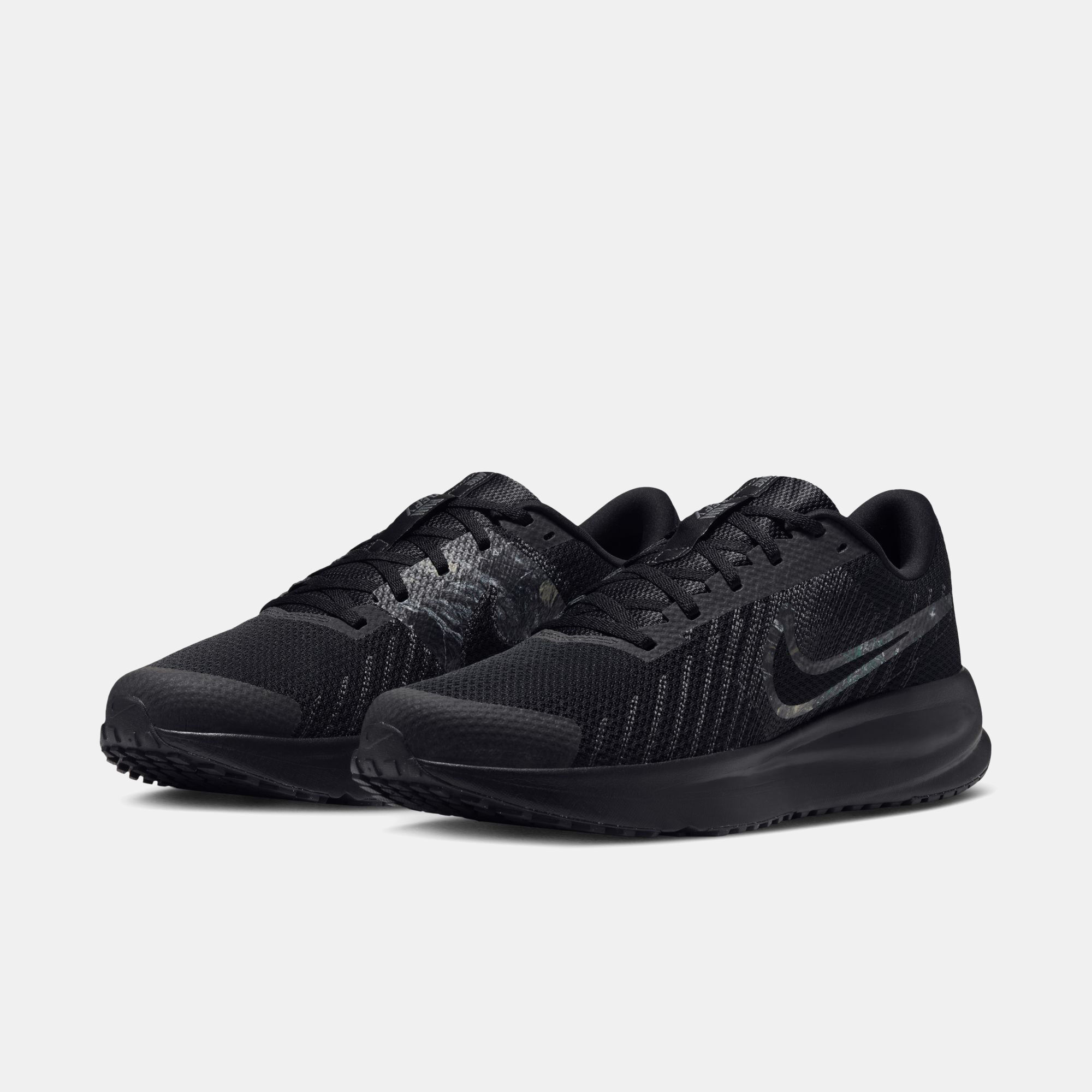 Nike Run Defy image number 2