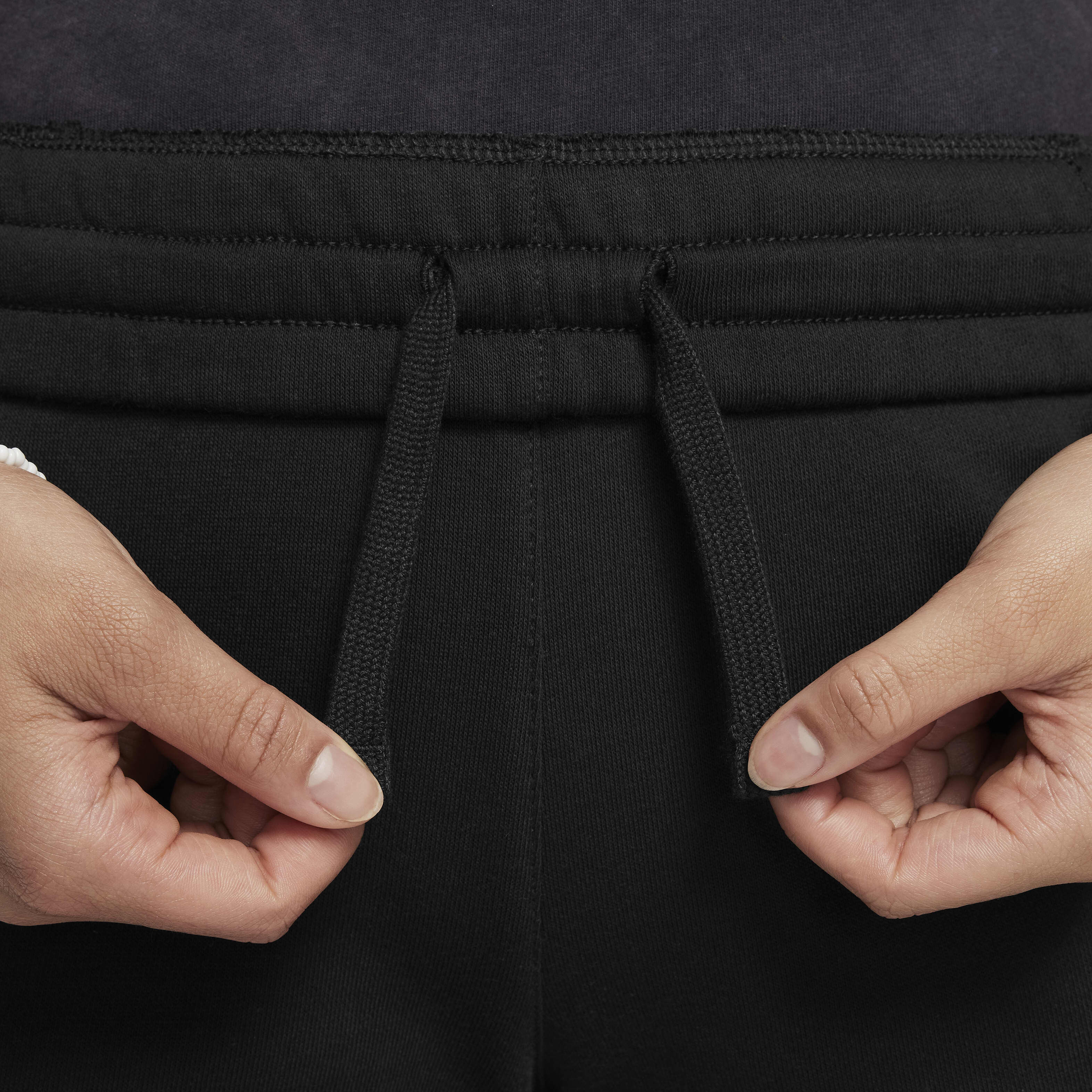 نايكي سبورتسوير كلوب فليس image number 5