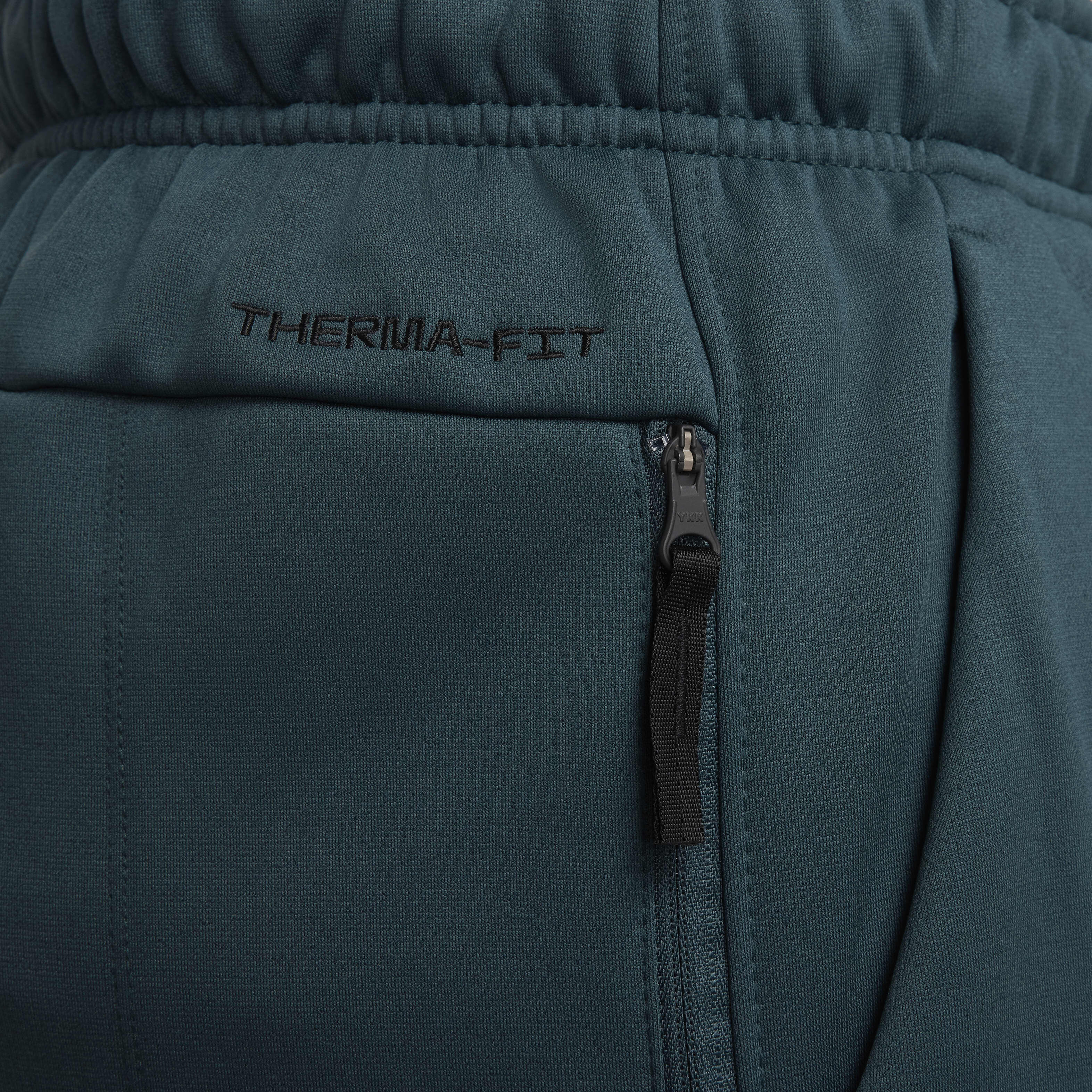 Nike Therma image number 4