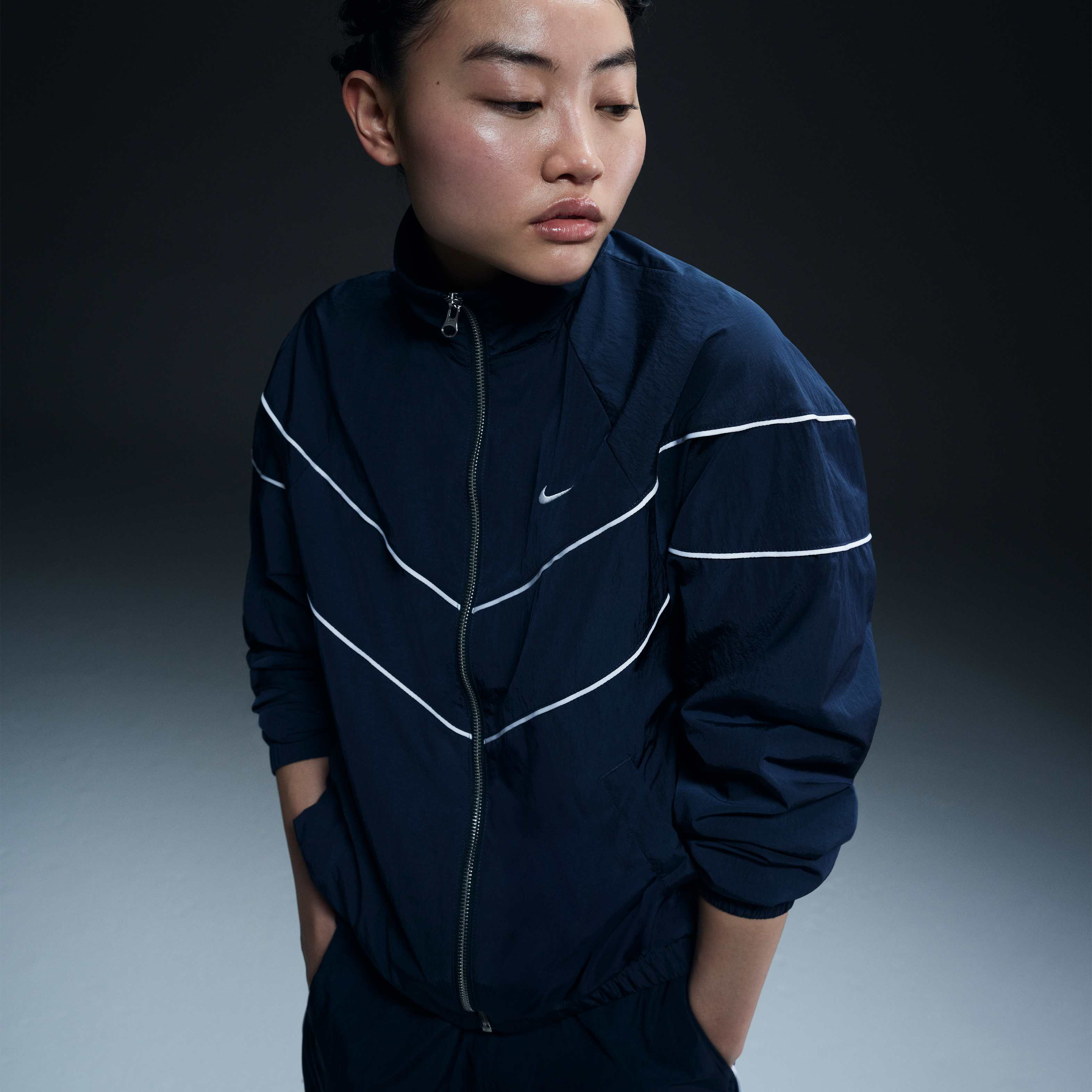 Nike Windrunner image number 0