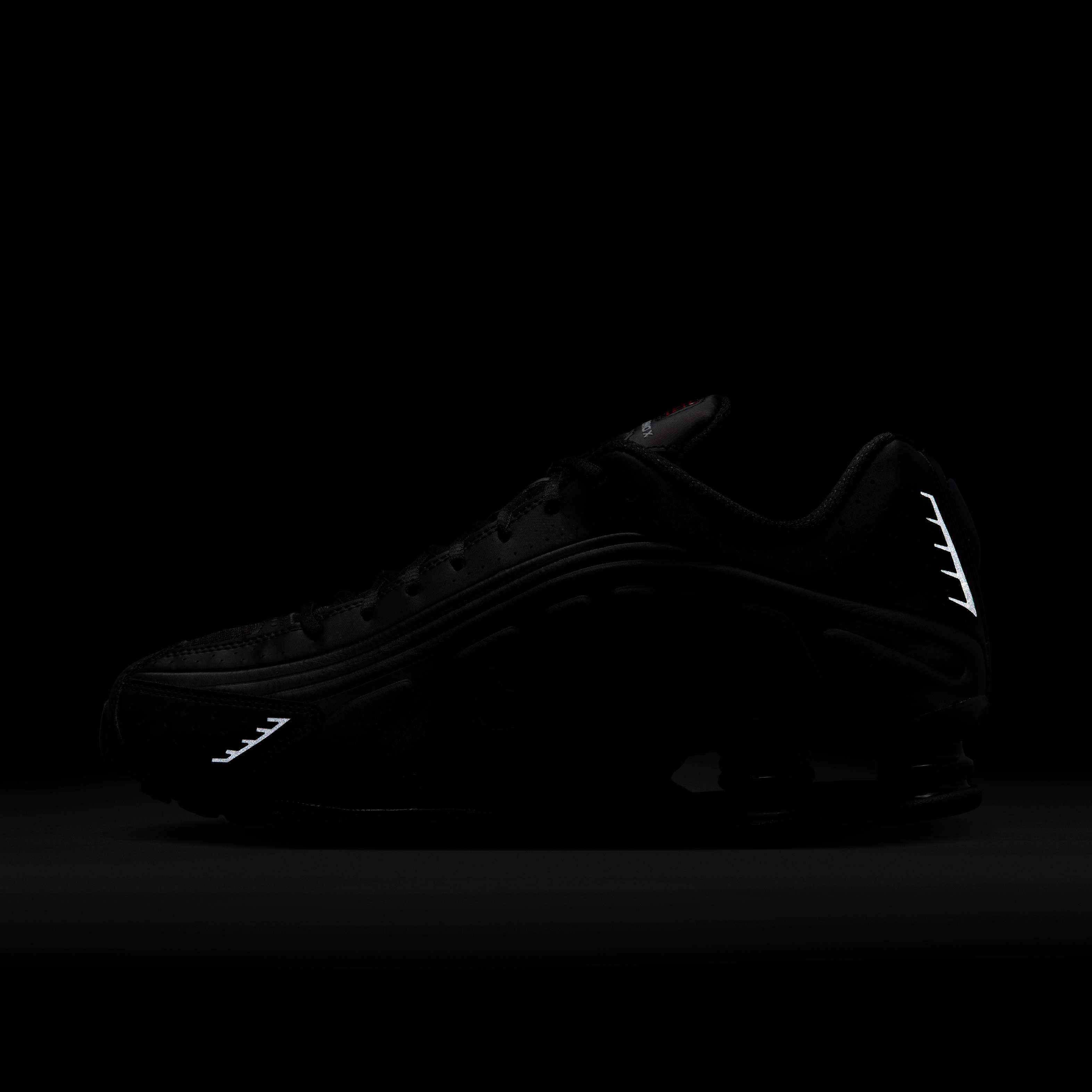 Nike Shox R4 image number 11