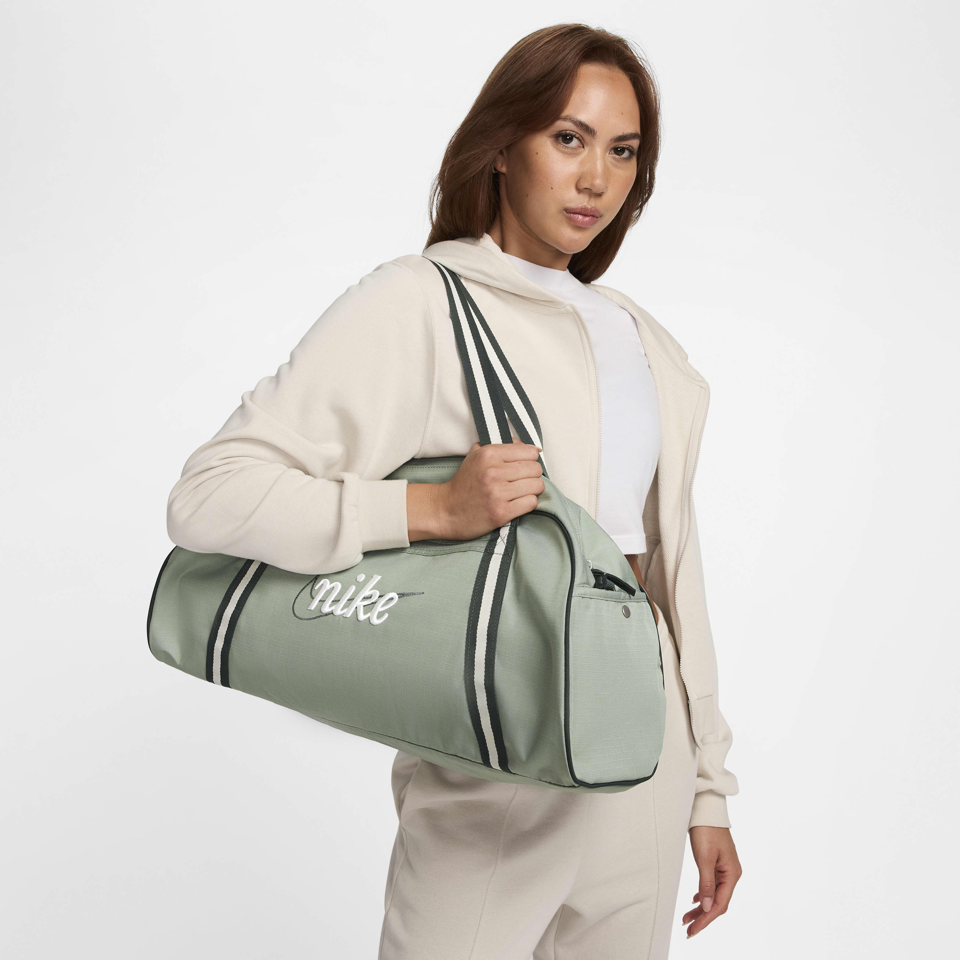 Sportsgirl gym bag clearance