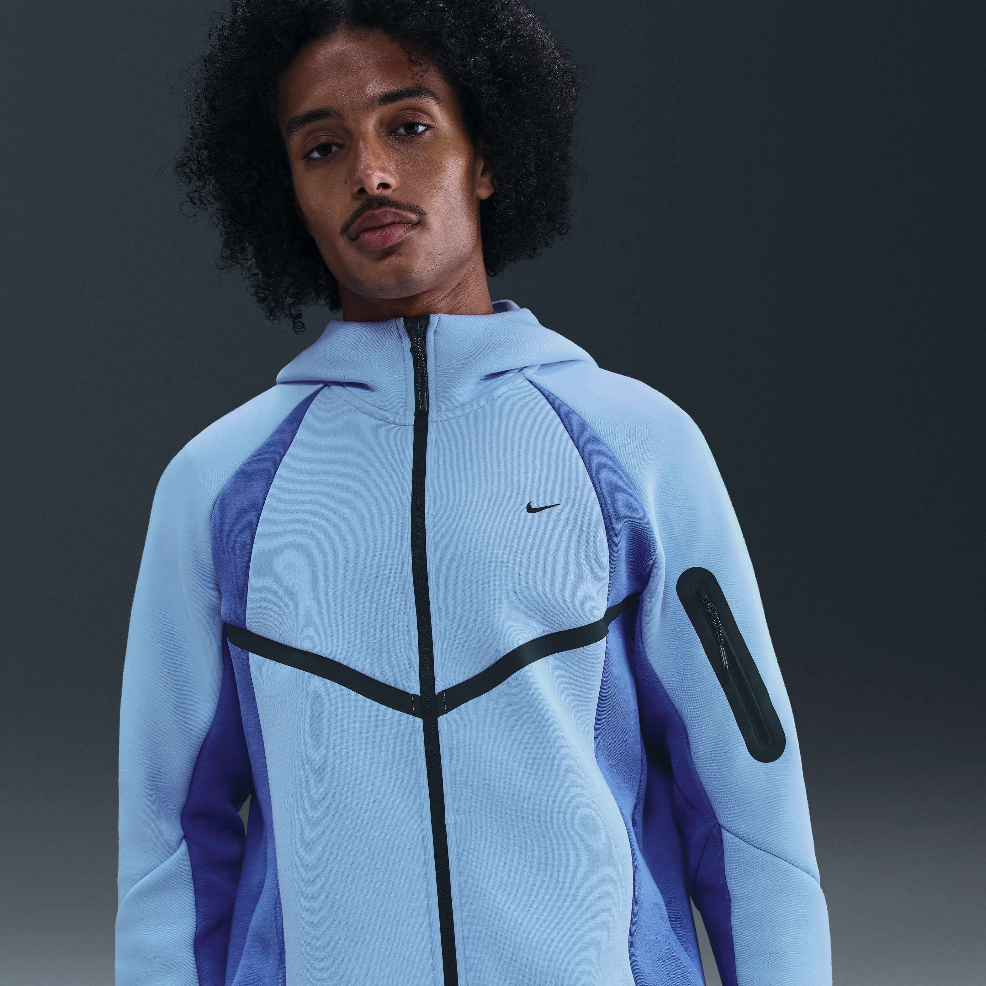 Nike Tech image number 0
