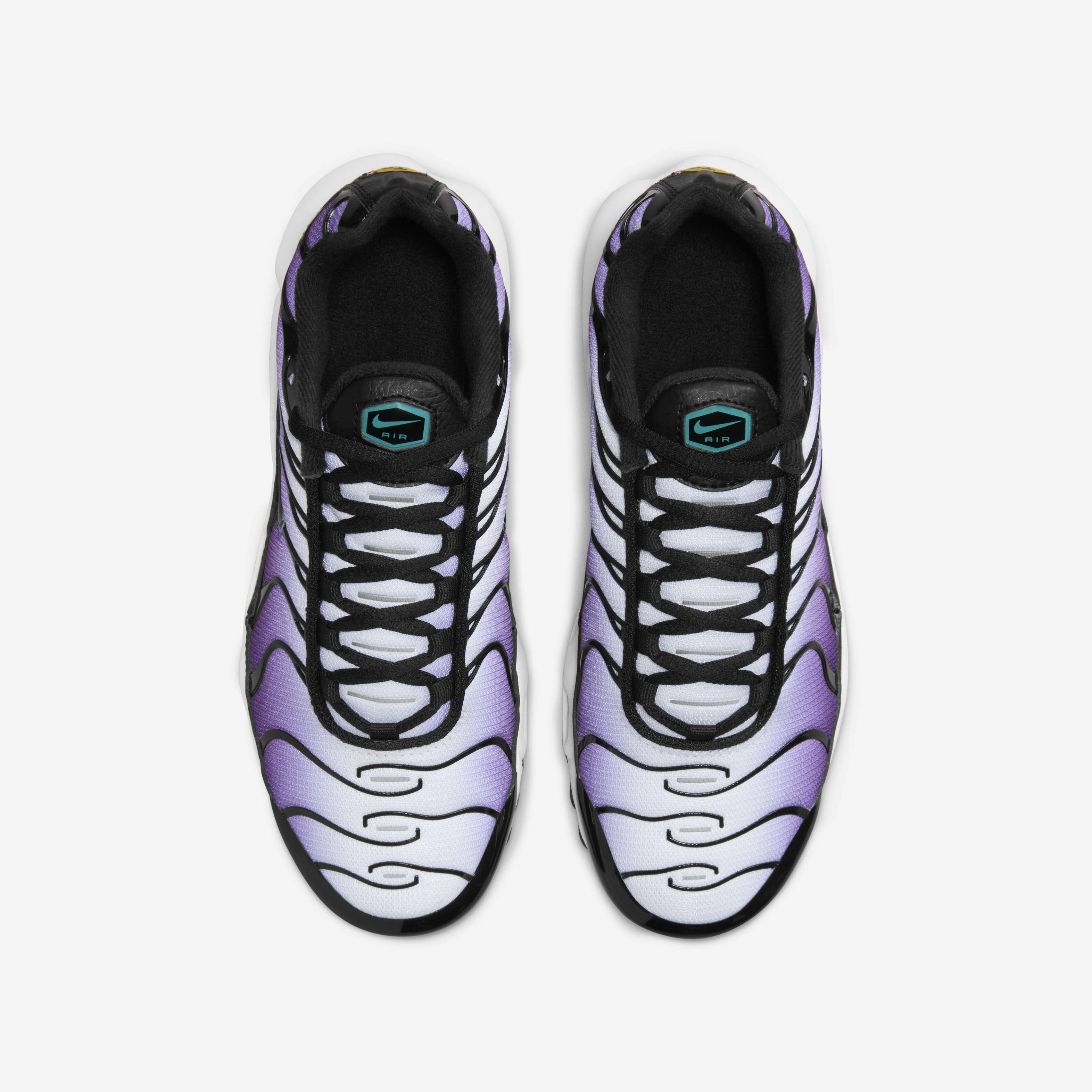 Nike Air Max Plus image number 3
