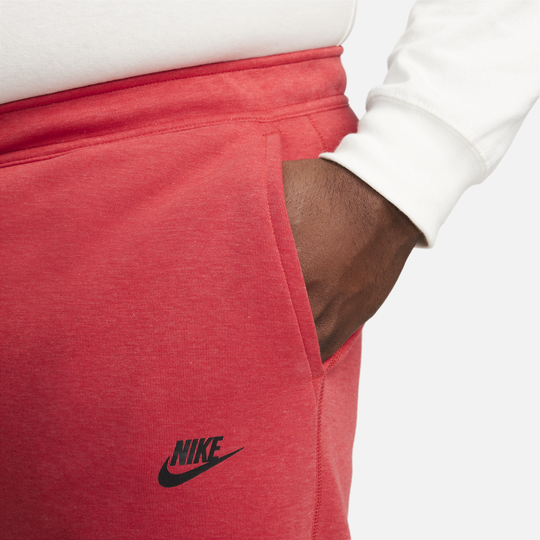 Red nike 2025 fleece pants