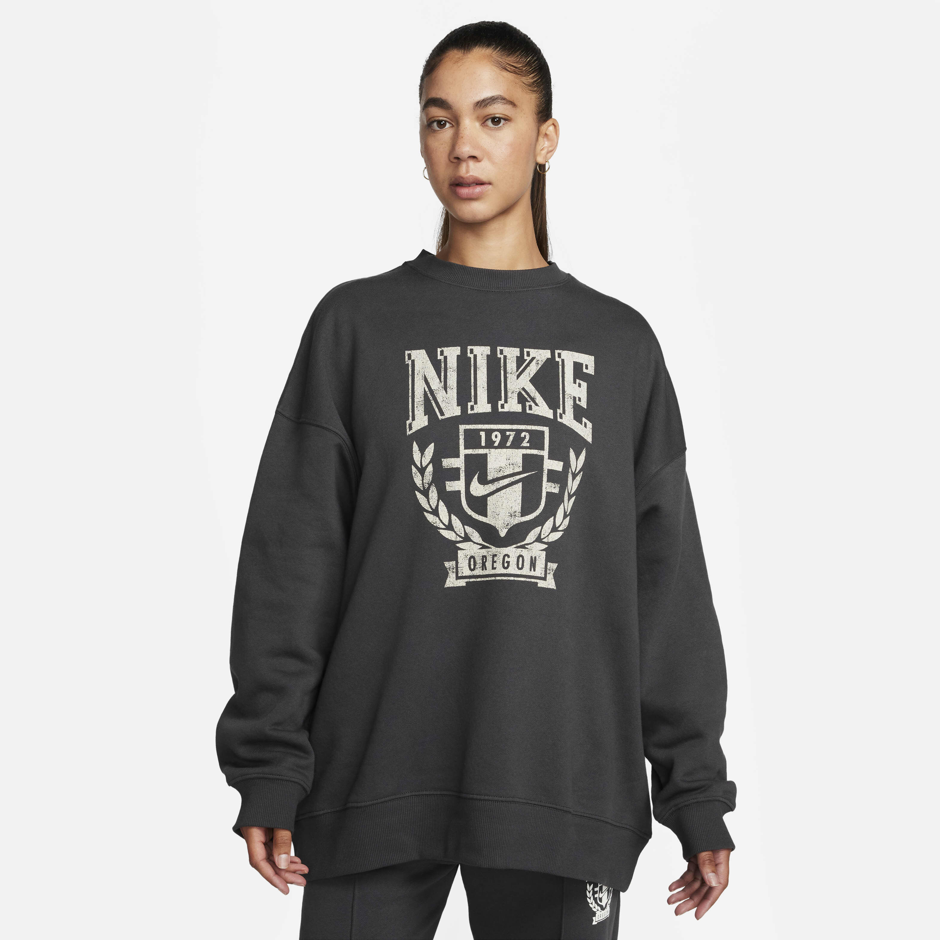 Buy Nike Sportswear Women's Oversized Fleece Crew-Neck