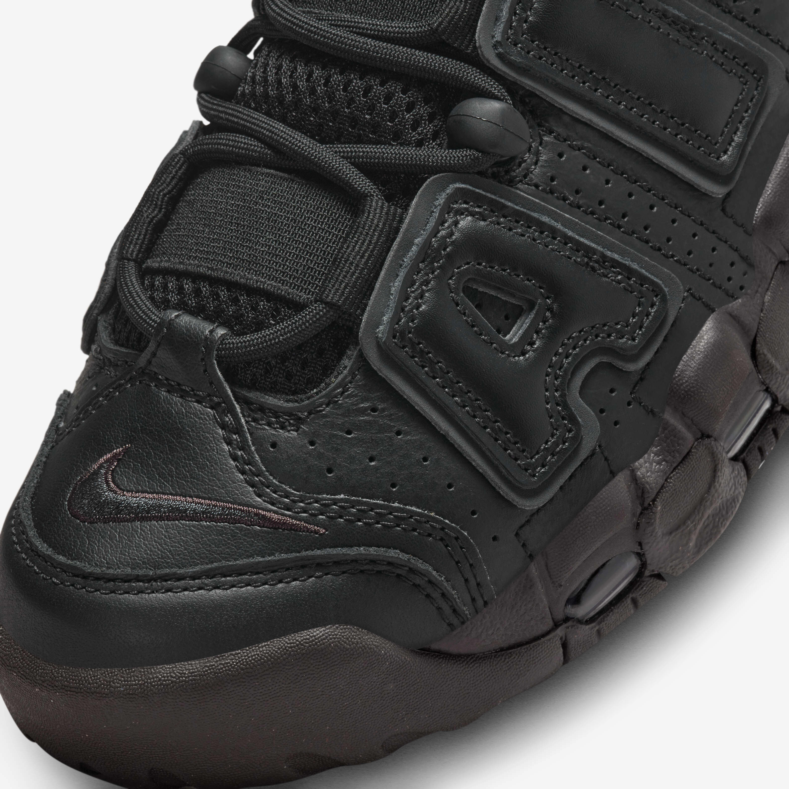 Nike uptempo womens black online
