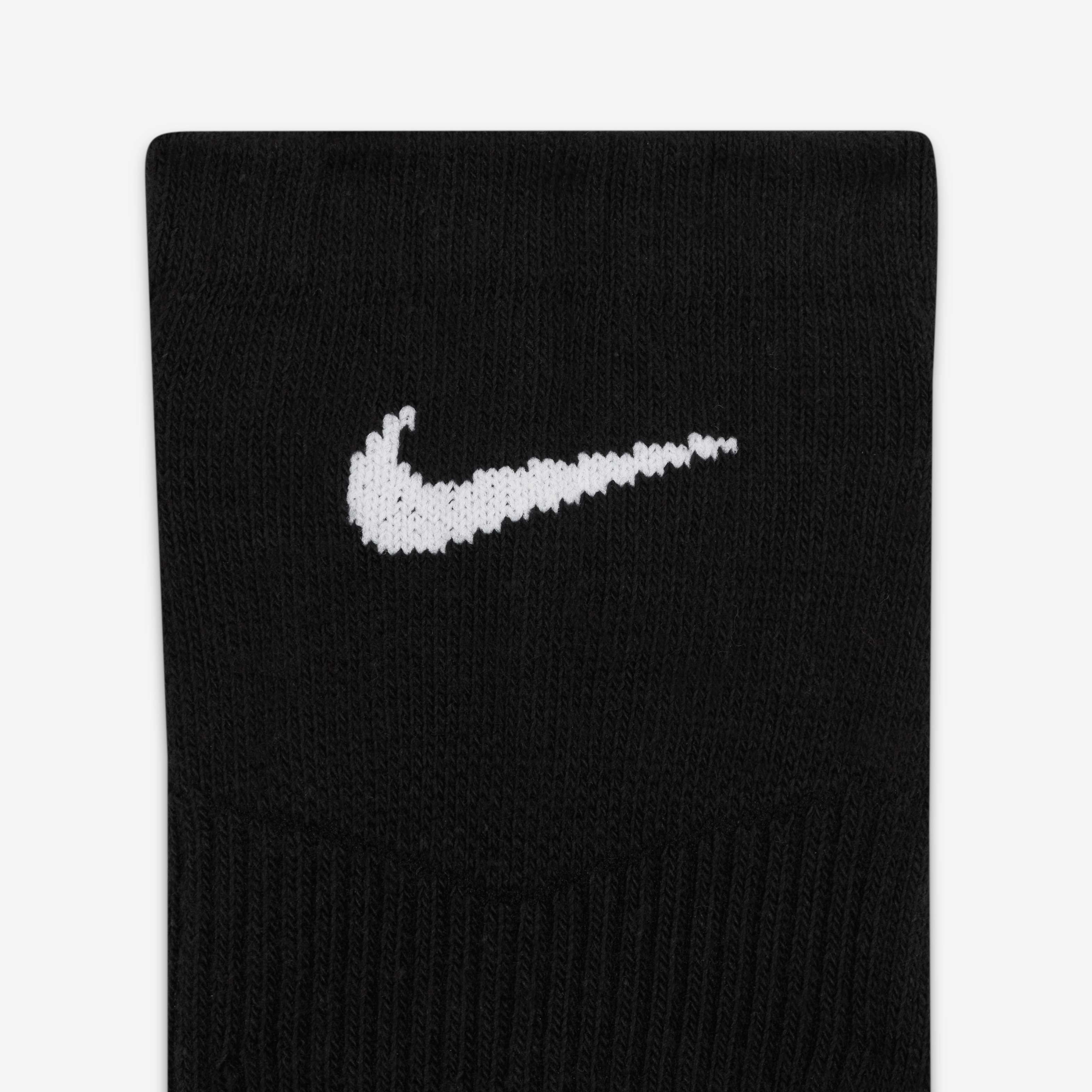 Nike Performance Lightweight image number 3