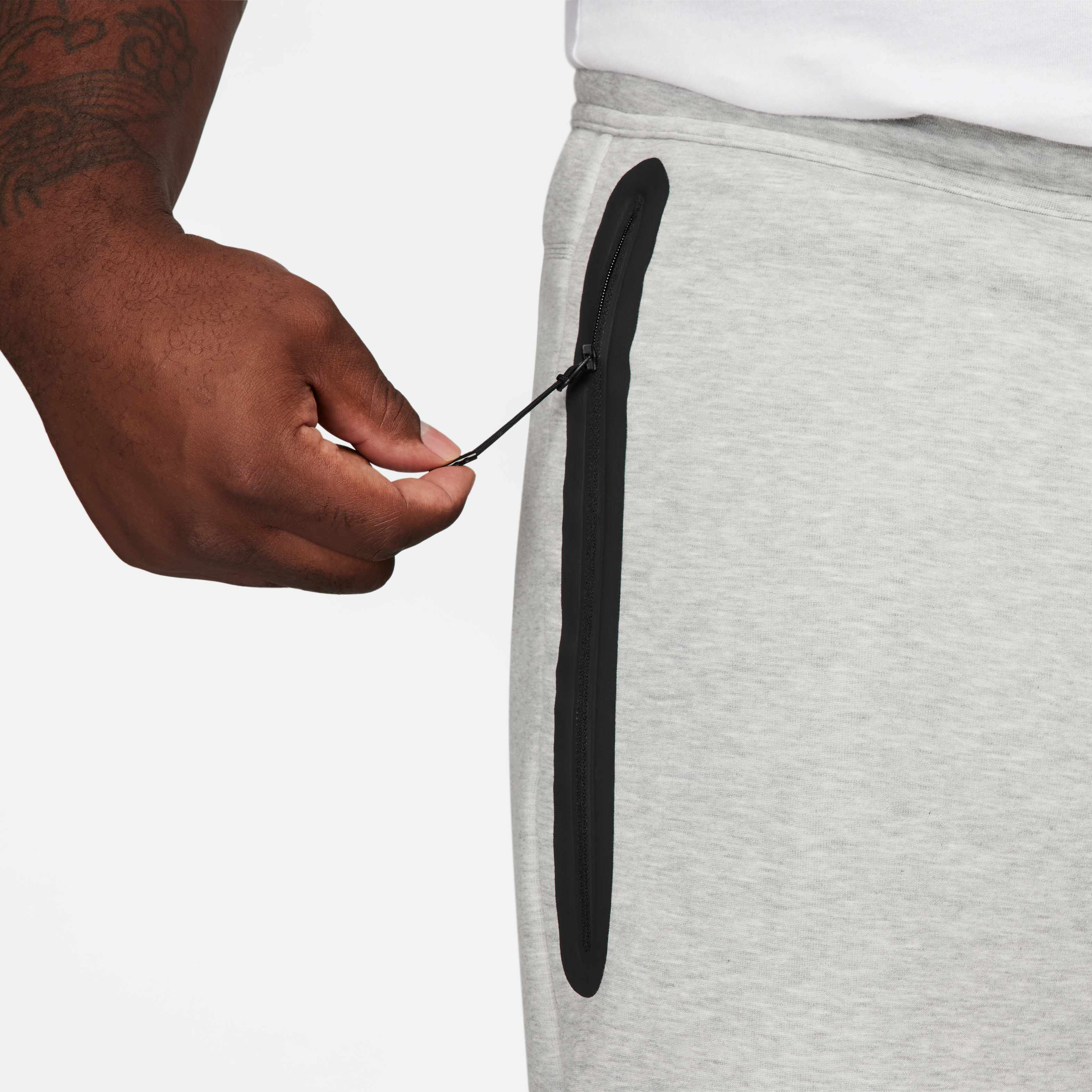 Nike Sportswear Tech Fleece image number 15