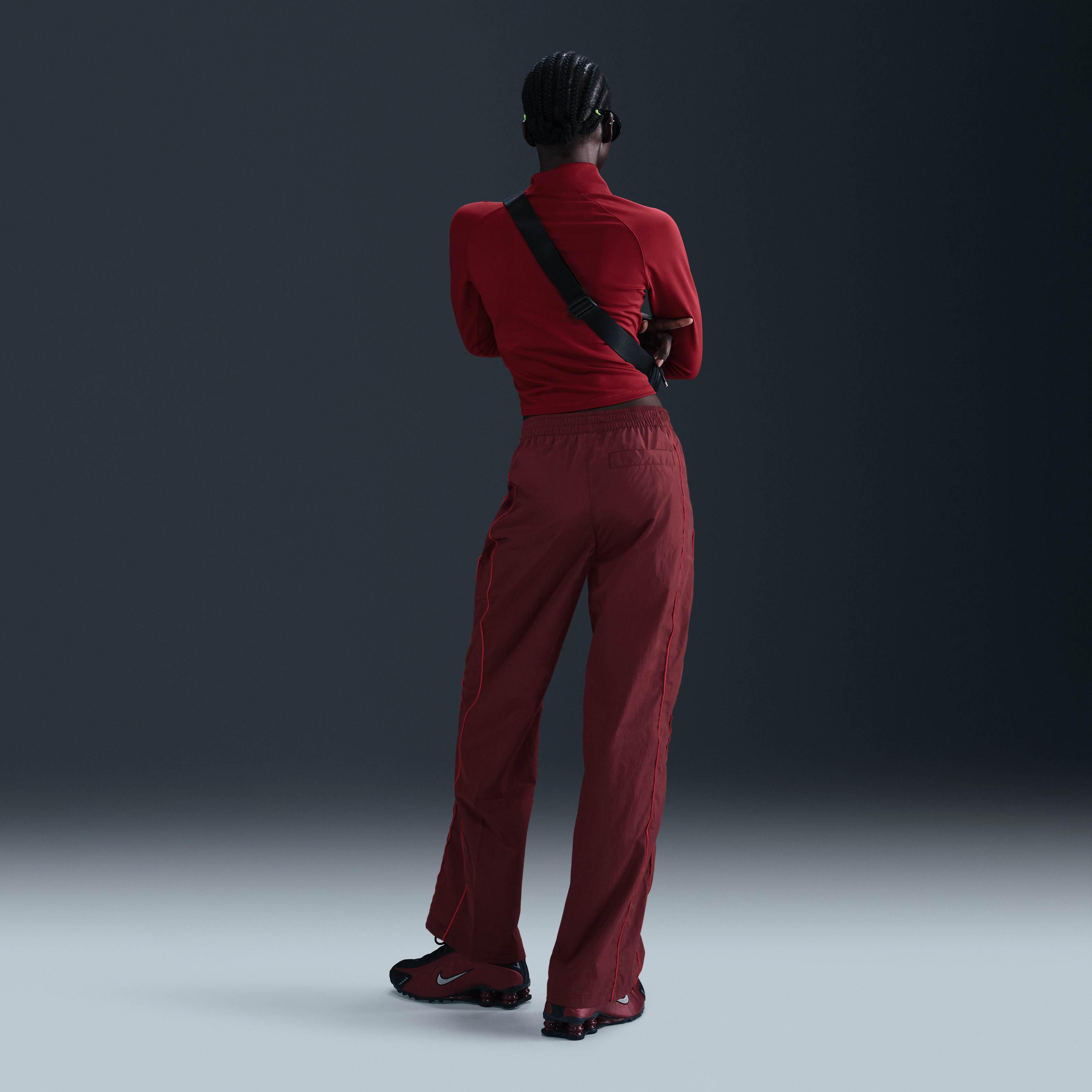 نايكي ويندرانر image number 3