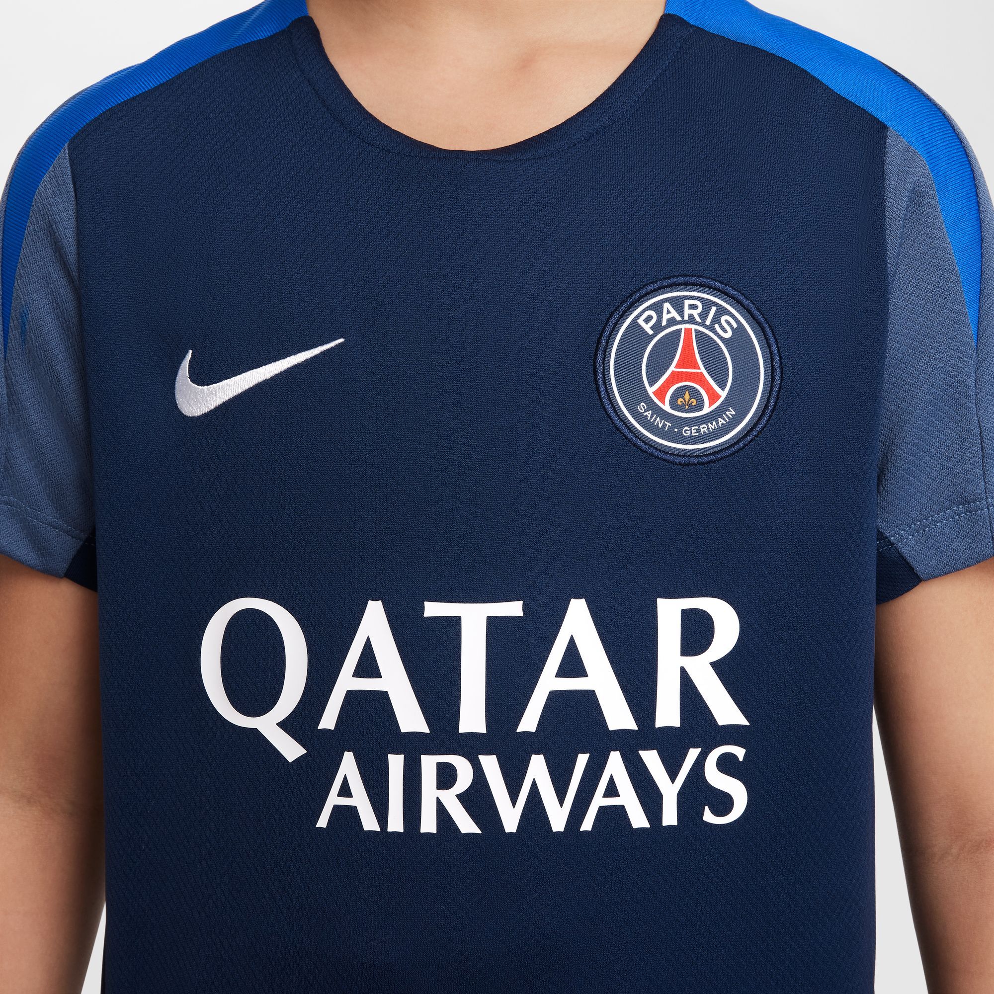★Nike★ Paris Saint-Germain Nike Football T-Shirt M Midnigh Paris Saint-Germain Men's Nike Football T-Shirt. Nike ID