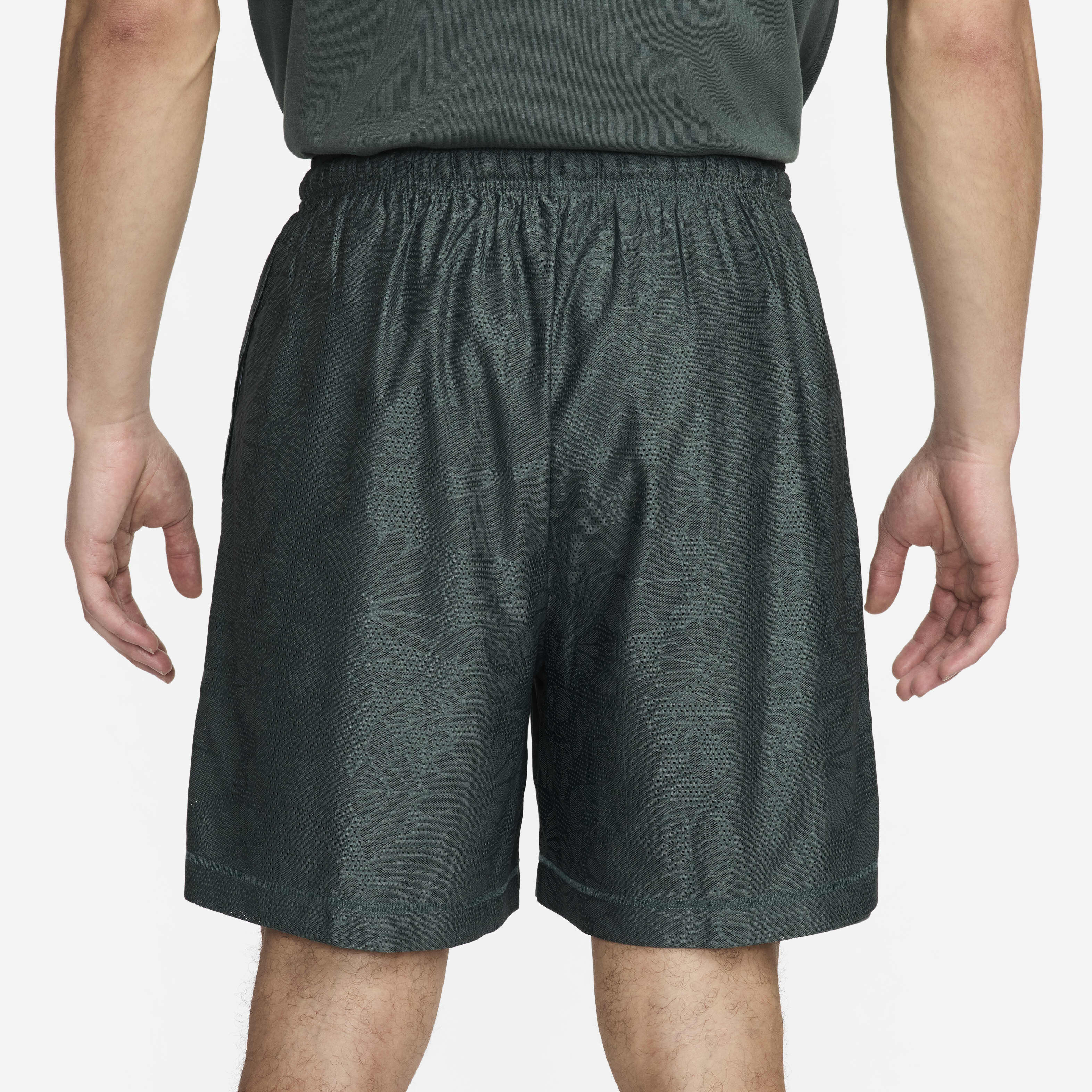 Nike Standard Issue image number 2