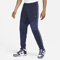 Nike Sportswear Repeat
