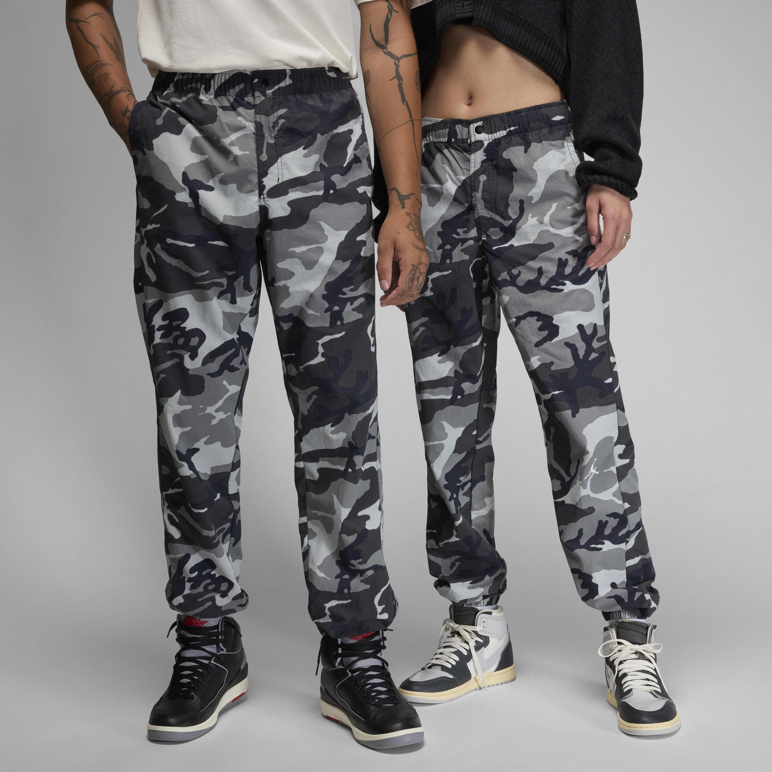Mens camo trousers online