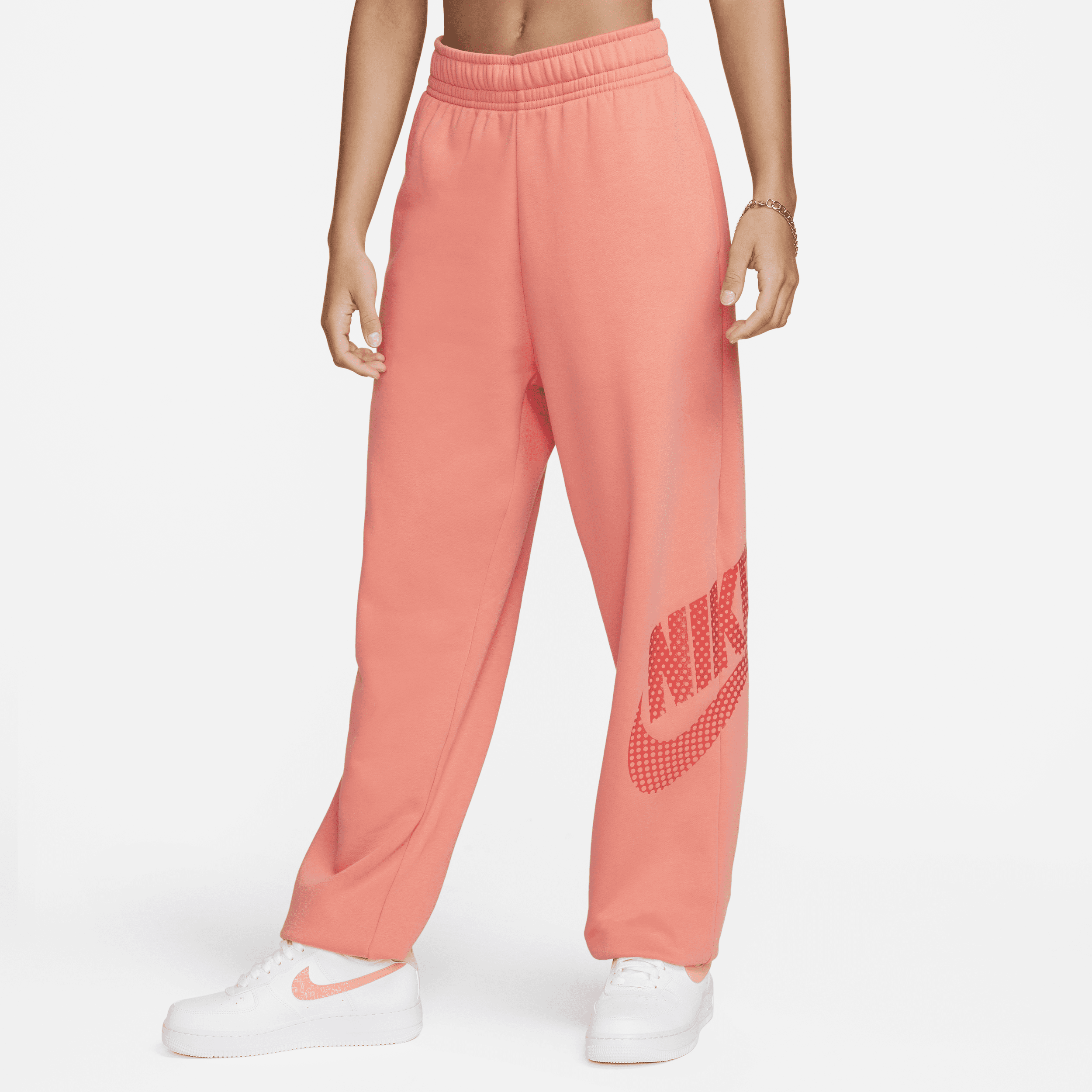 Nike Sportswear image number 0
