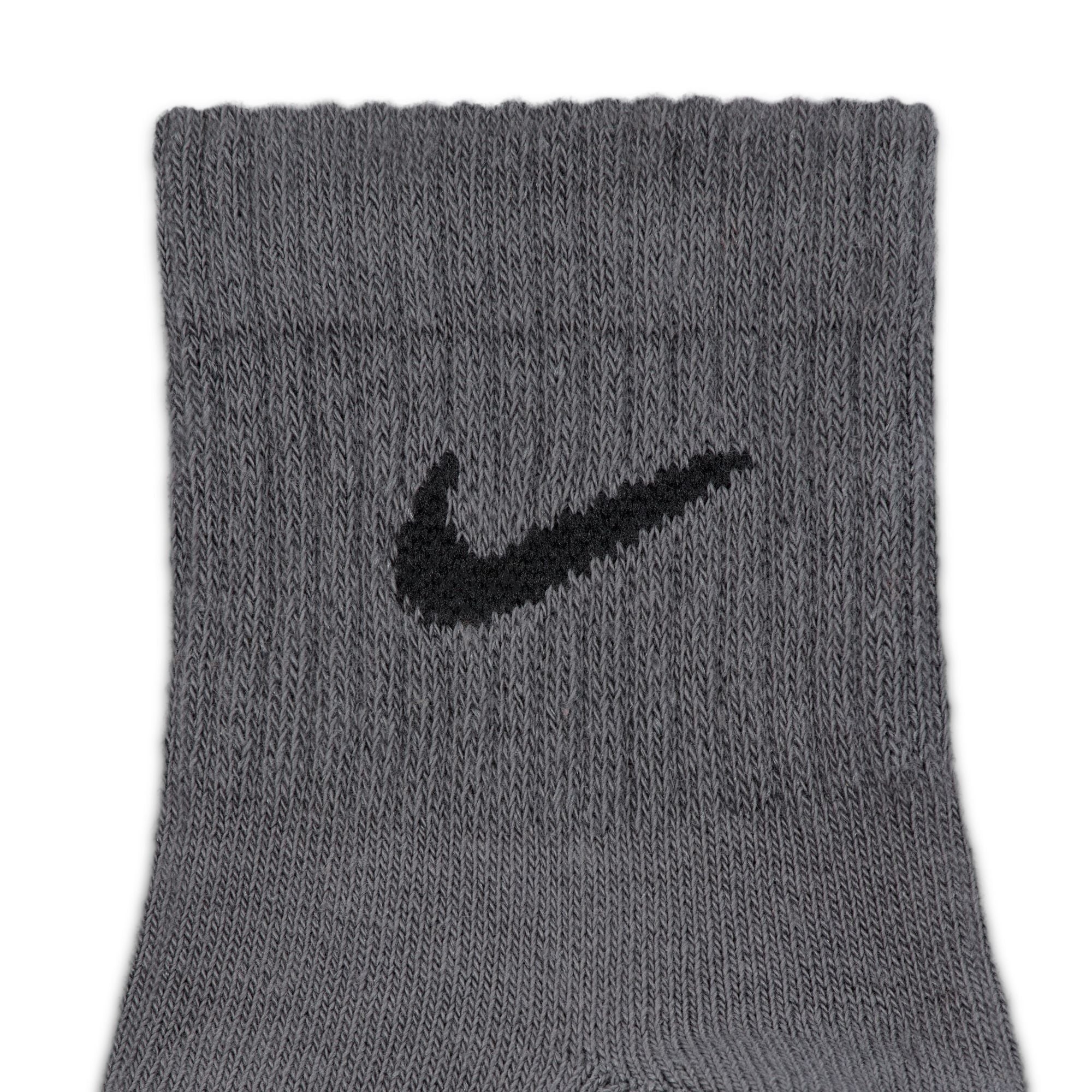 Nike Everyday Lightweight image number 3