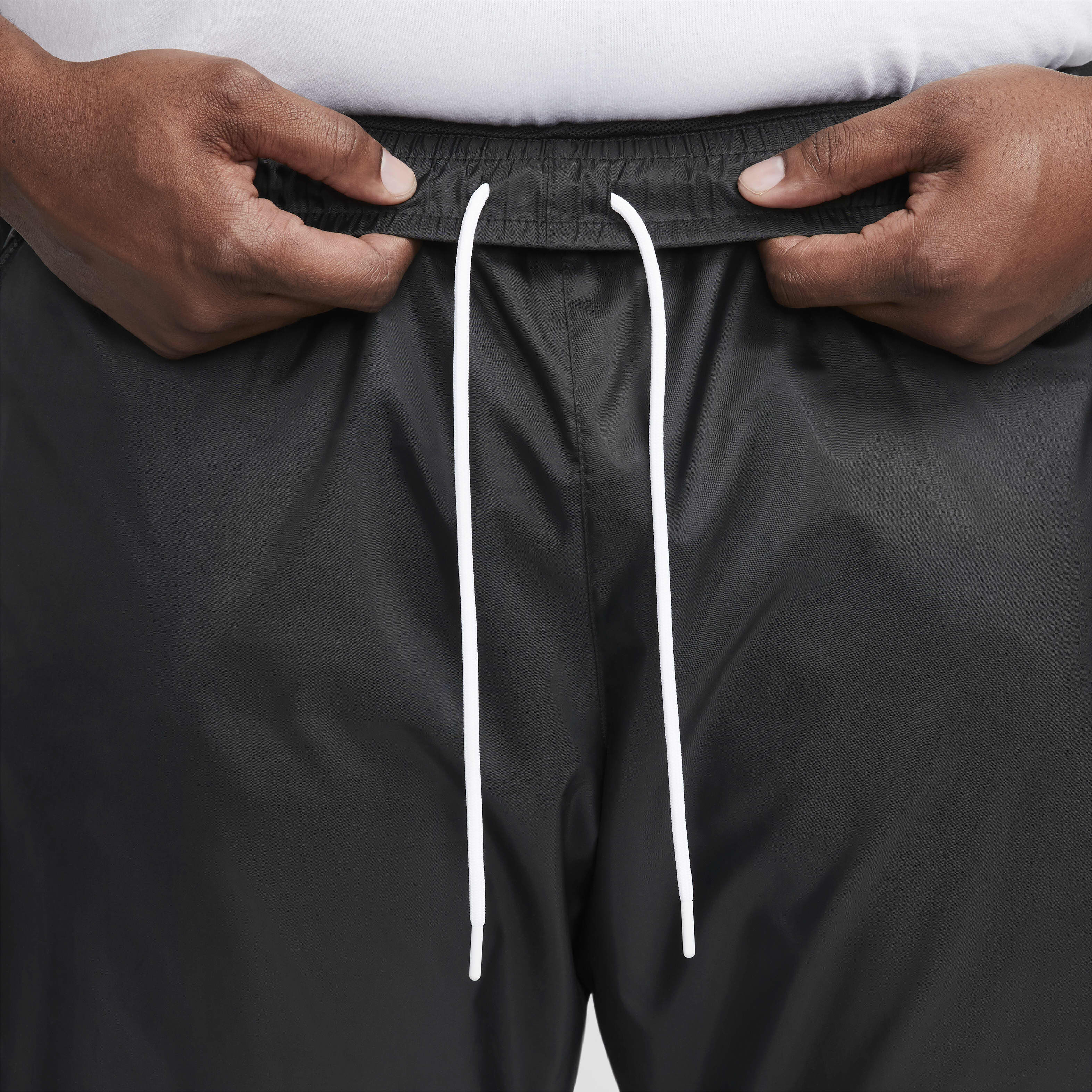 Nike Windrunner image number 13