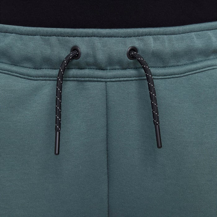 Nike Sportswear Tech Fleece image number 2 Nike Sportswear Tech Fleece image number 2