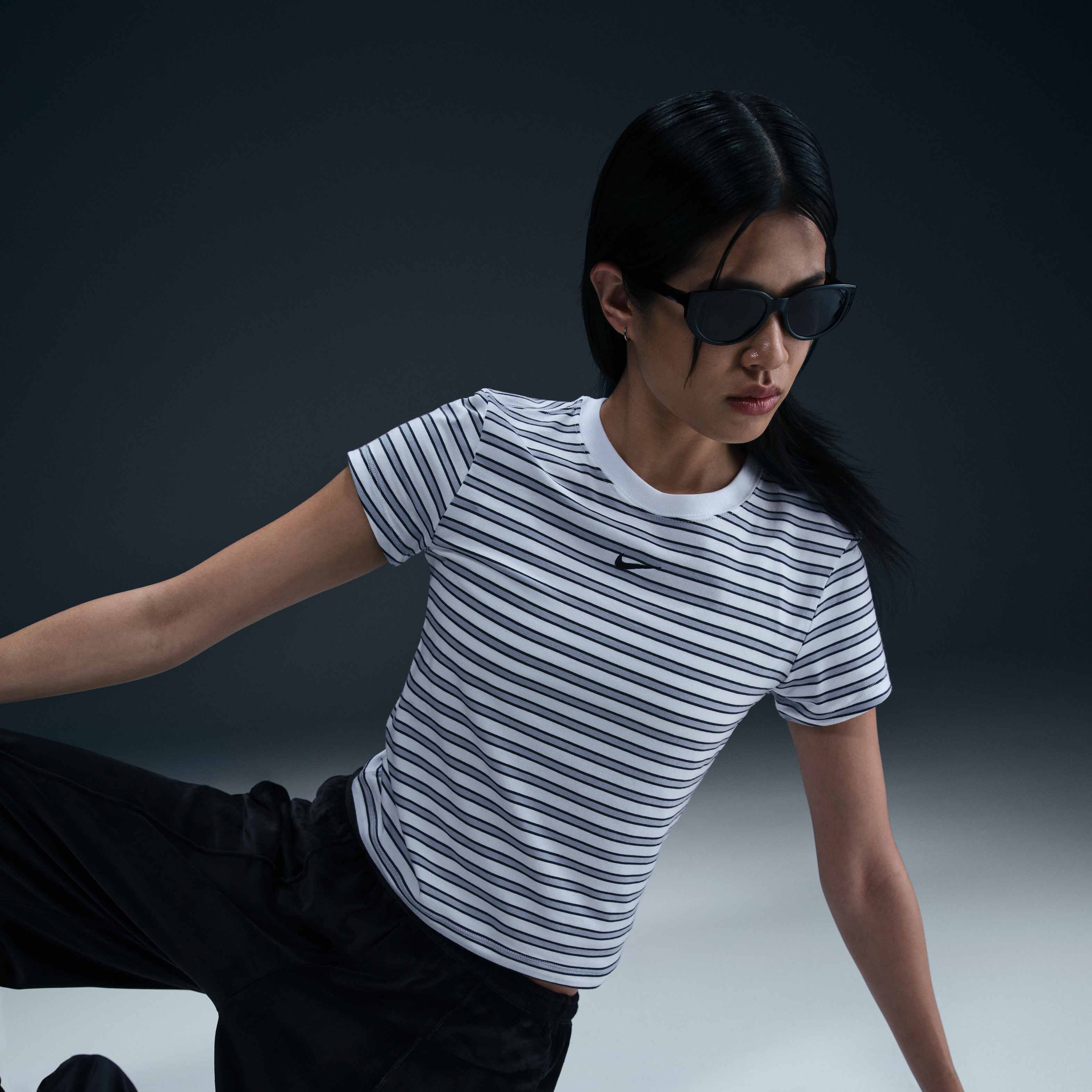 ★ Nike★ Sportswear Chill Knit Slim Stripe T-shirt W Mink Nike Sportswear Chill Knit Slim Striped T-shirt | Lyst