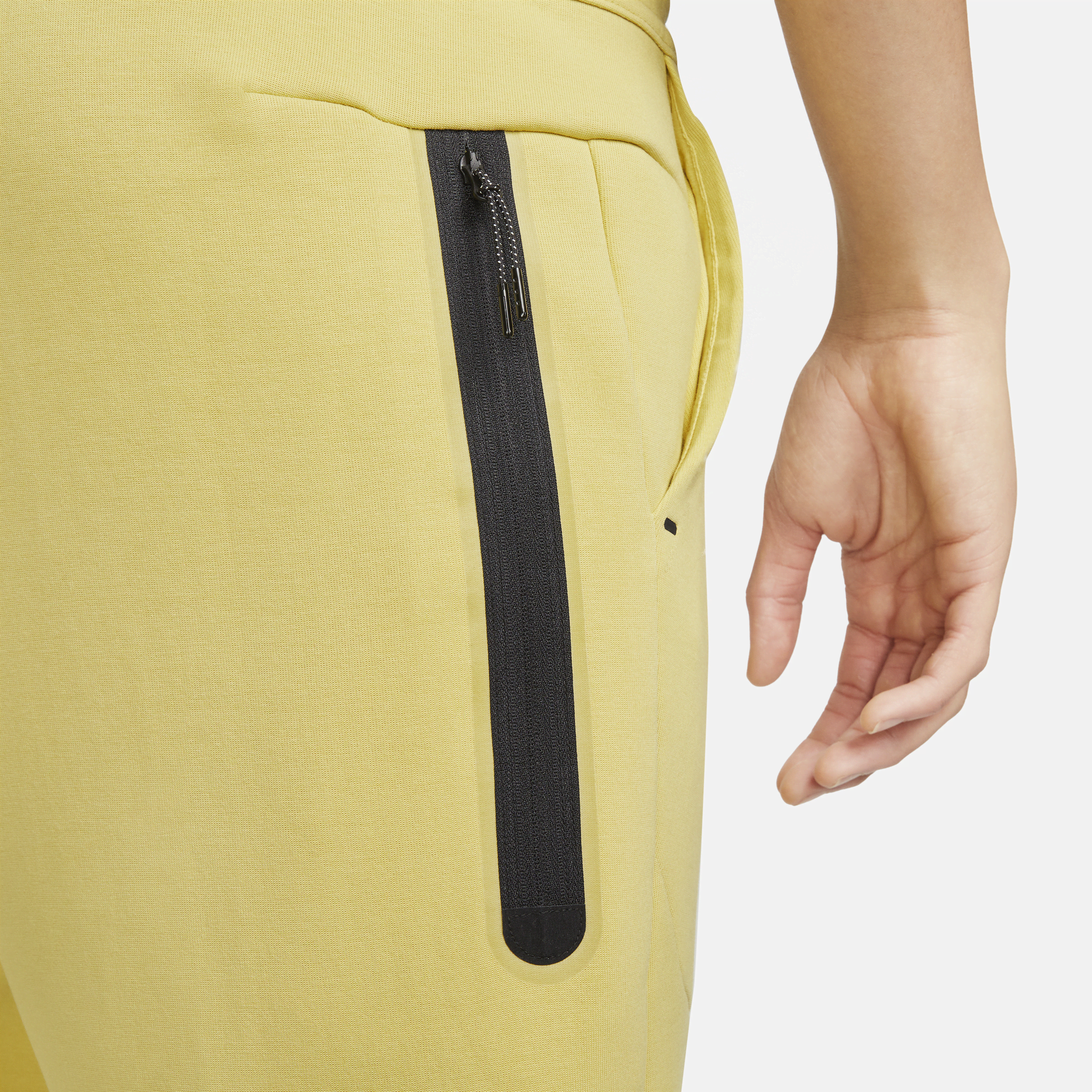 Nike Sportswear Tech Fleece Joggers Yellow/Black