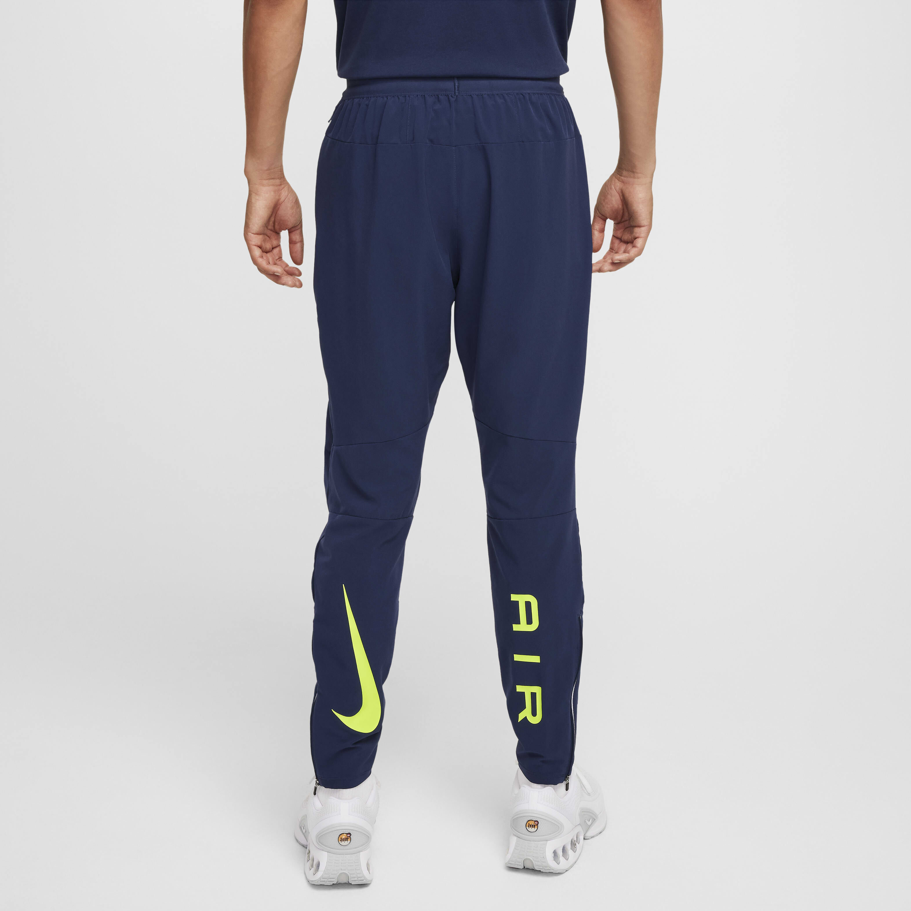 Nike trousers mens sale 2025