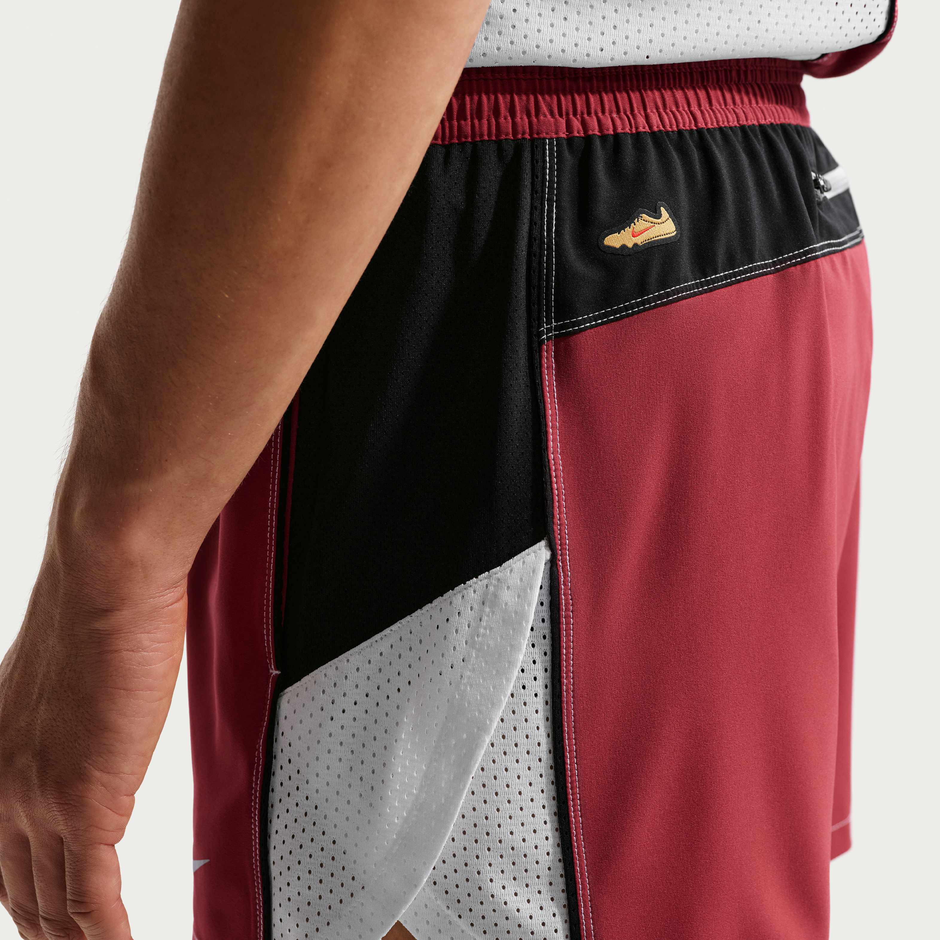 Nike Retro image number 5