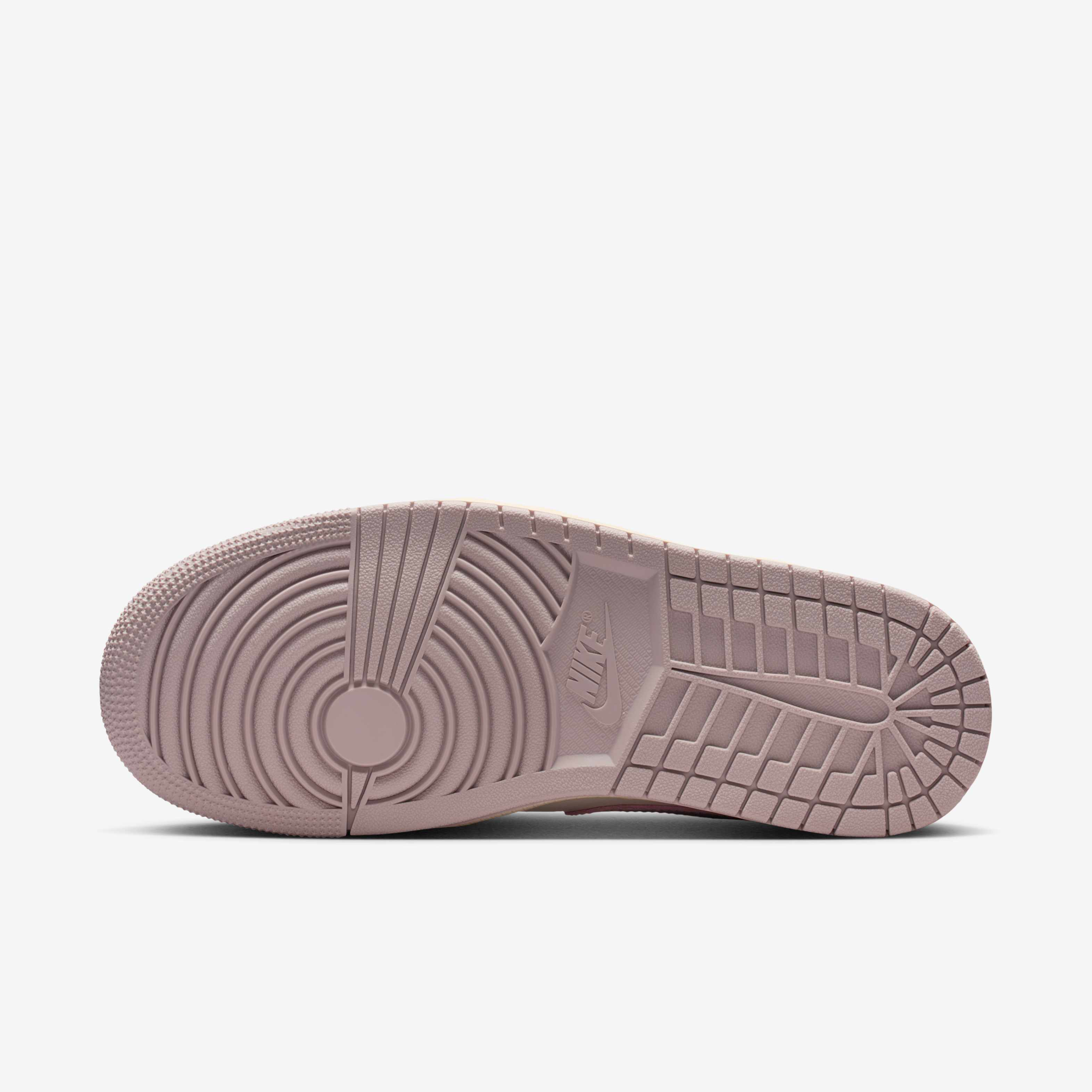 Air Jordan 1 Mid image number 1
