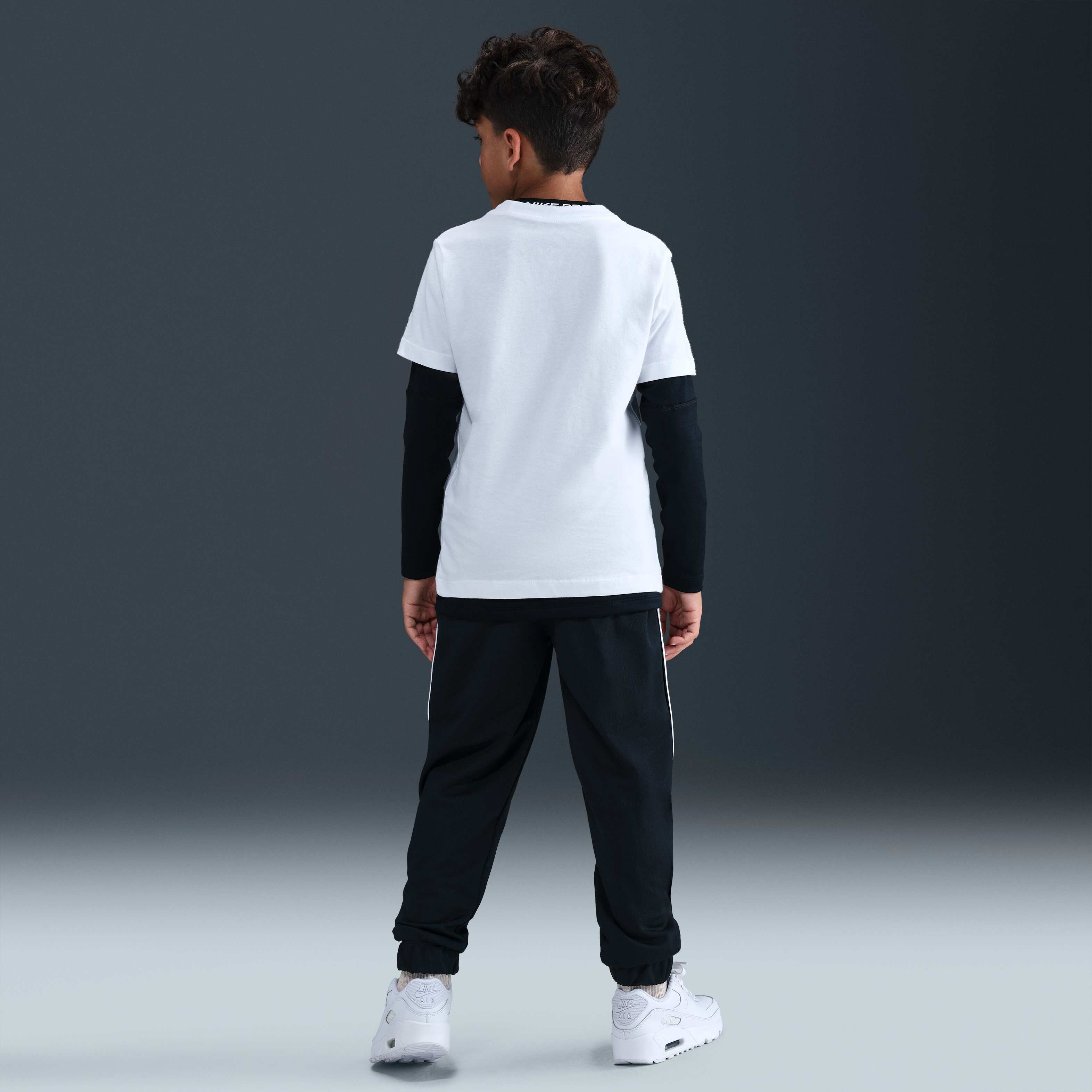 نايكي سبورتسوير image number 4