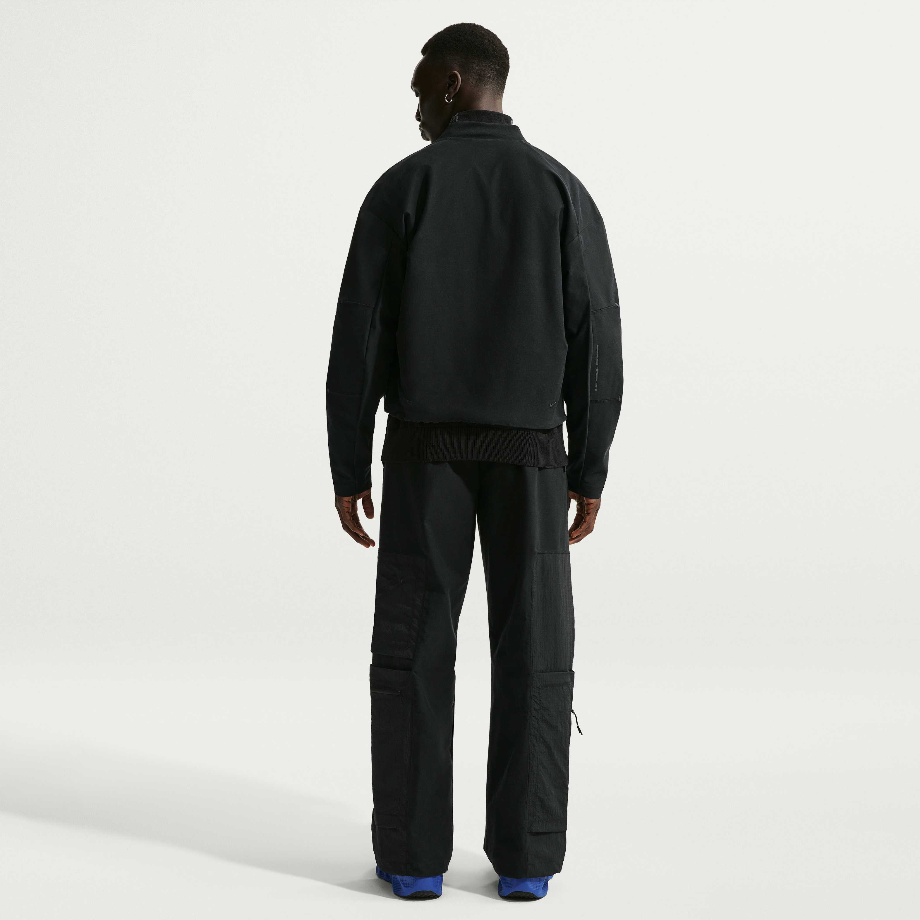 نايكي تك image number 4