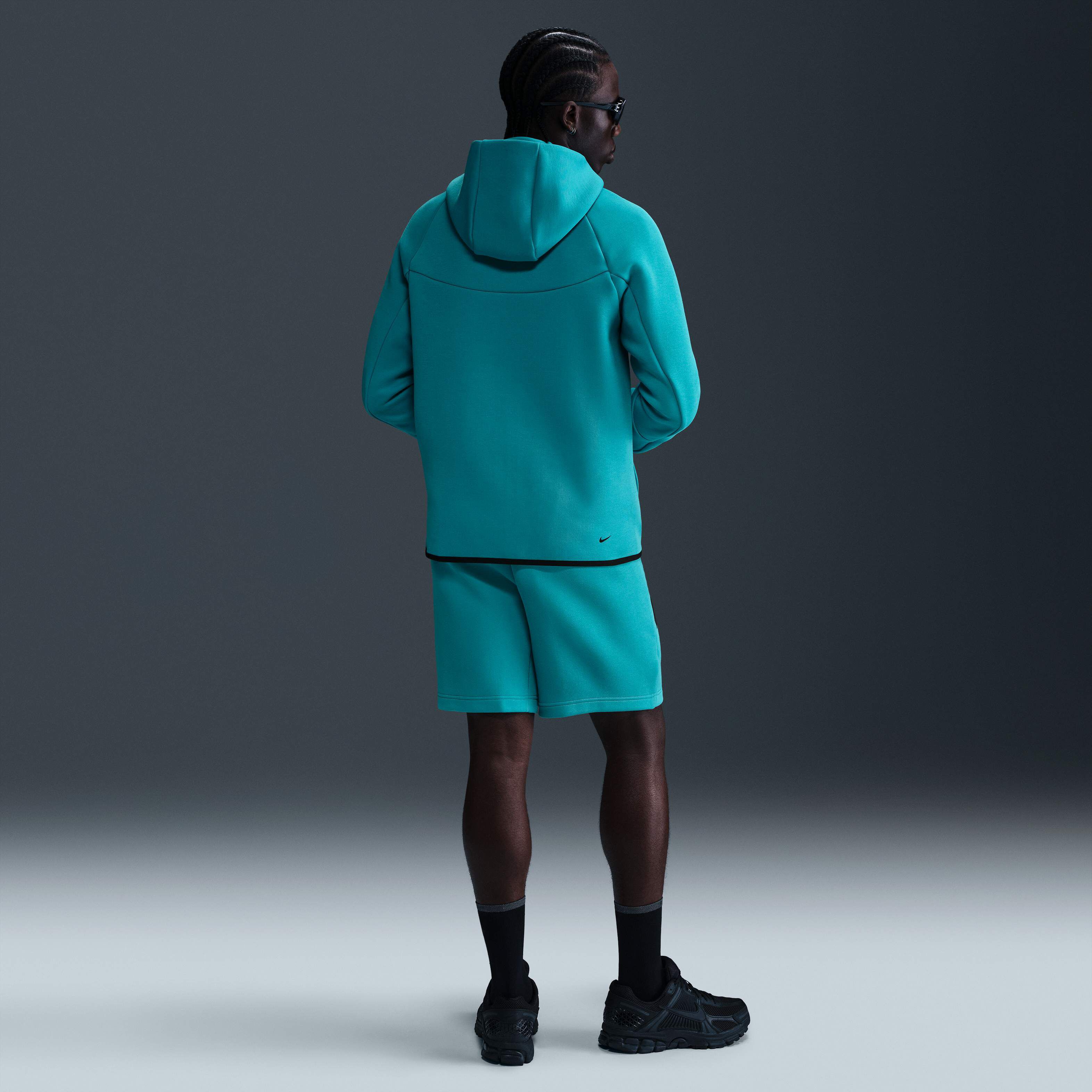 Nike Tech image number 4